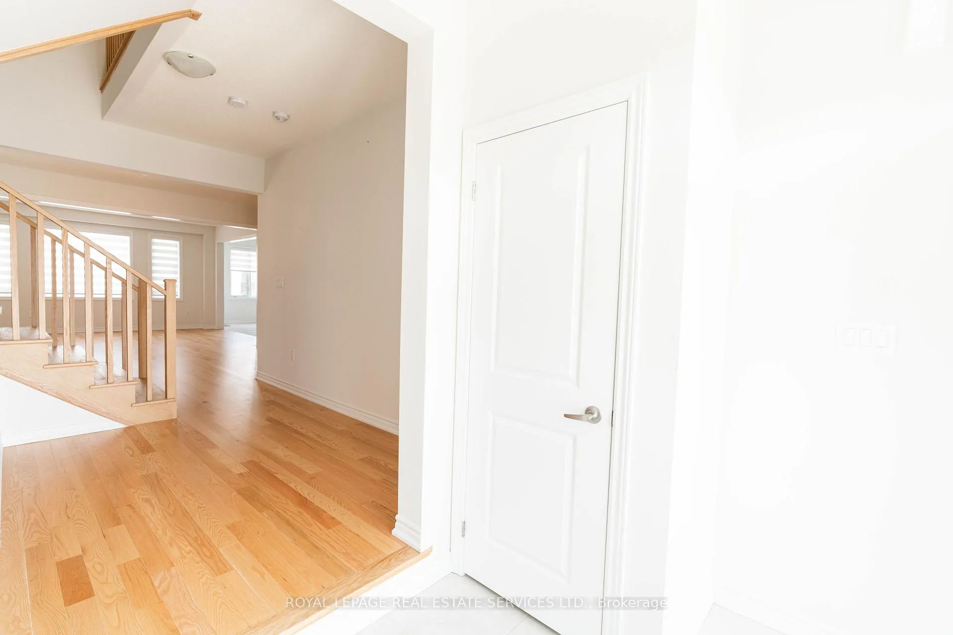 Photo 6 of Unit Upper, 46 Bannister Road, Barrie, Rural Barrie Southwest — HOMEH
