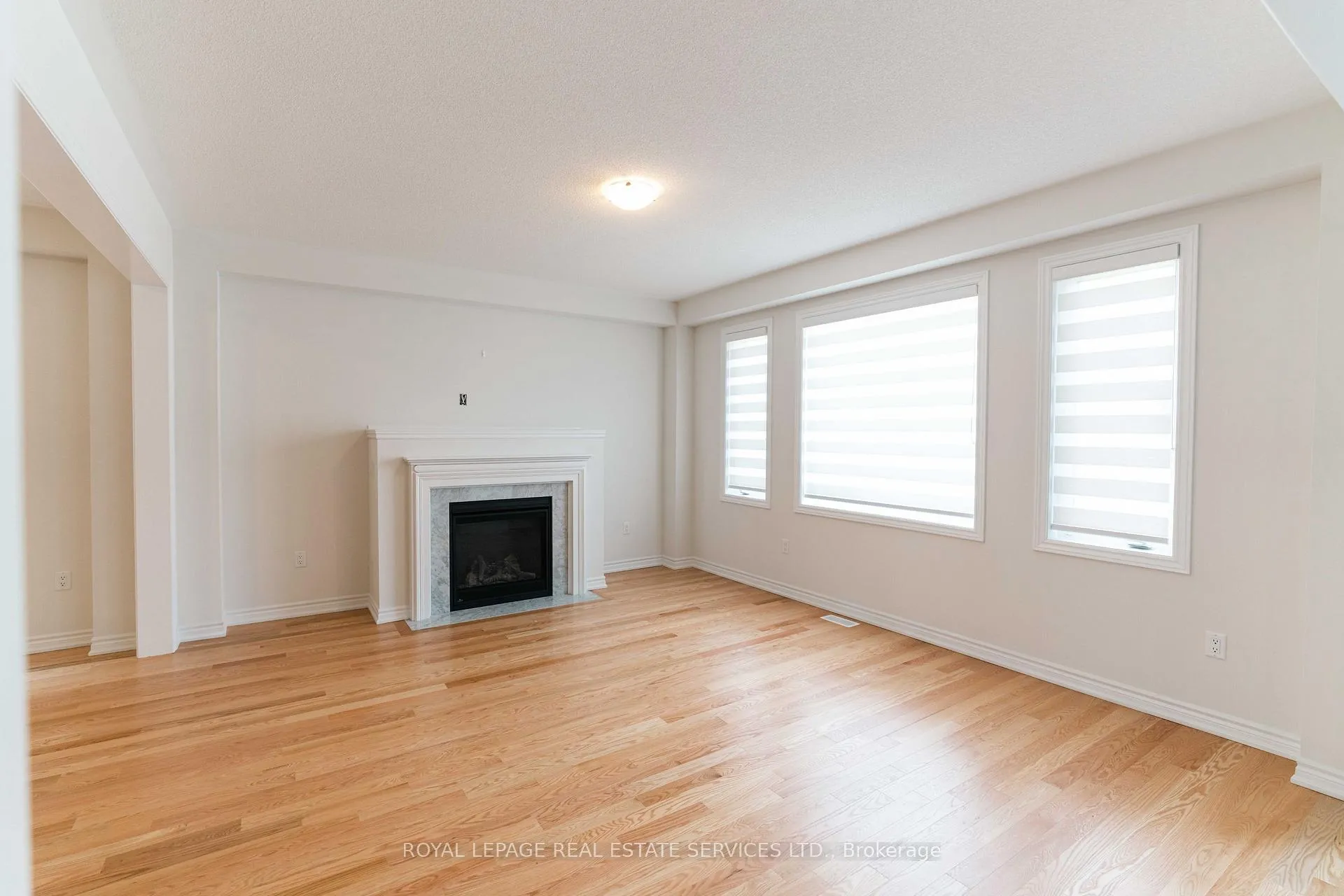 Photo 13 of Unit Upper, 46 Bannister Road, Barrie, Rural Barrie Southwest — HOMEH