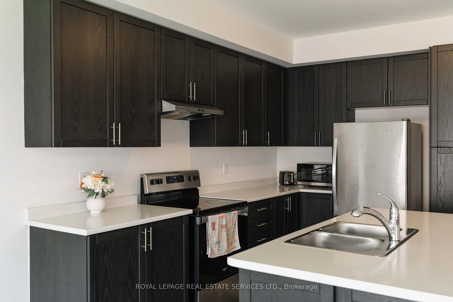 Photo 22 of Unit Upper, 46 Bannister Road, Barrie, Rural Barrie Southwest — HOMEH