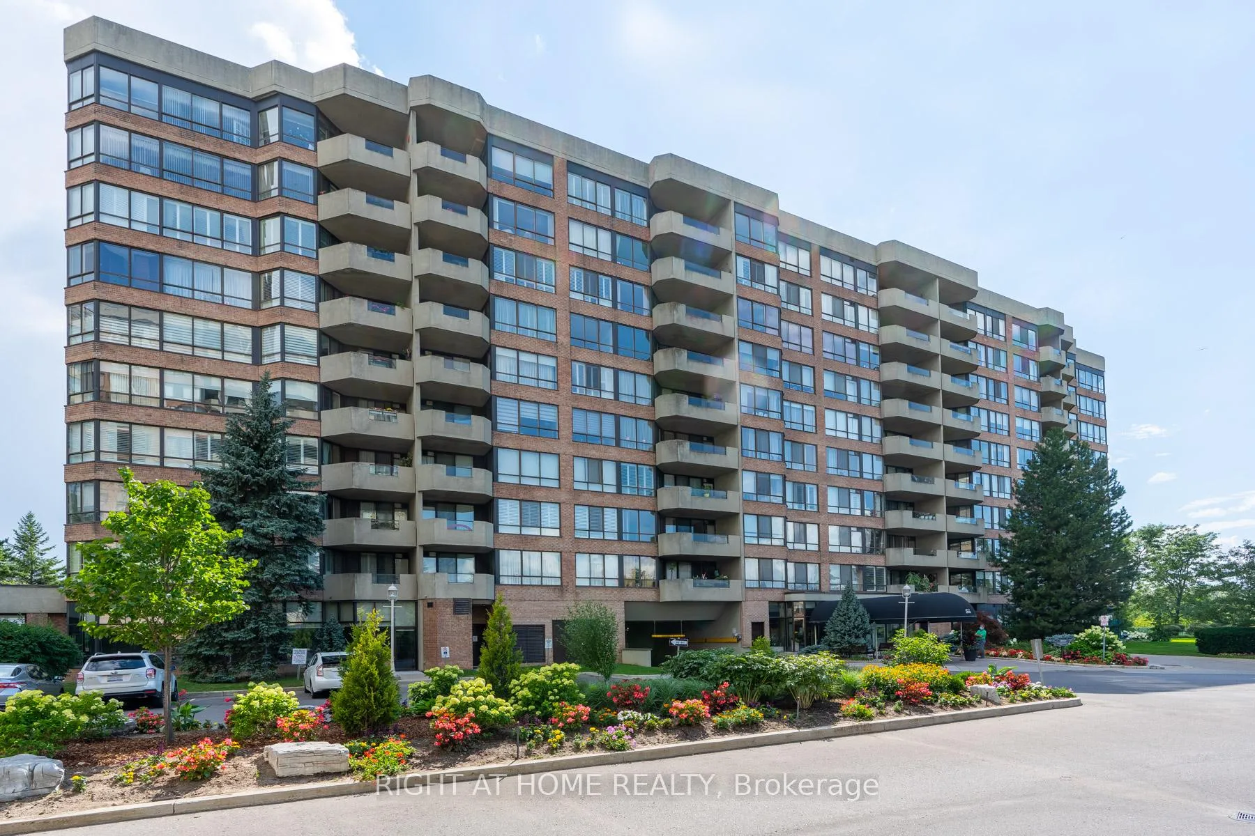 Photo 4 of Unit PH6, 55 Austin Drive, Markham, Markville — HOMEH