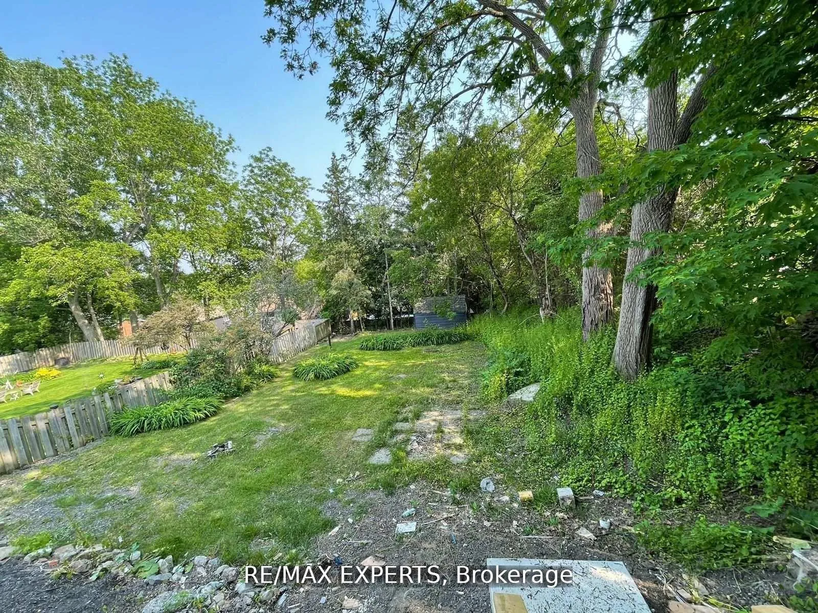 Photo 6 of 509 Nottingham Street, Tay, Port McNicoll — HOMEH