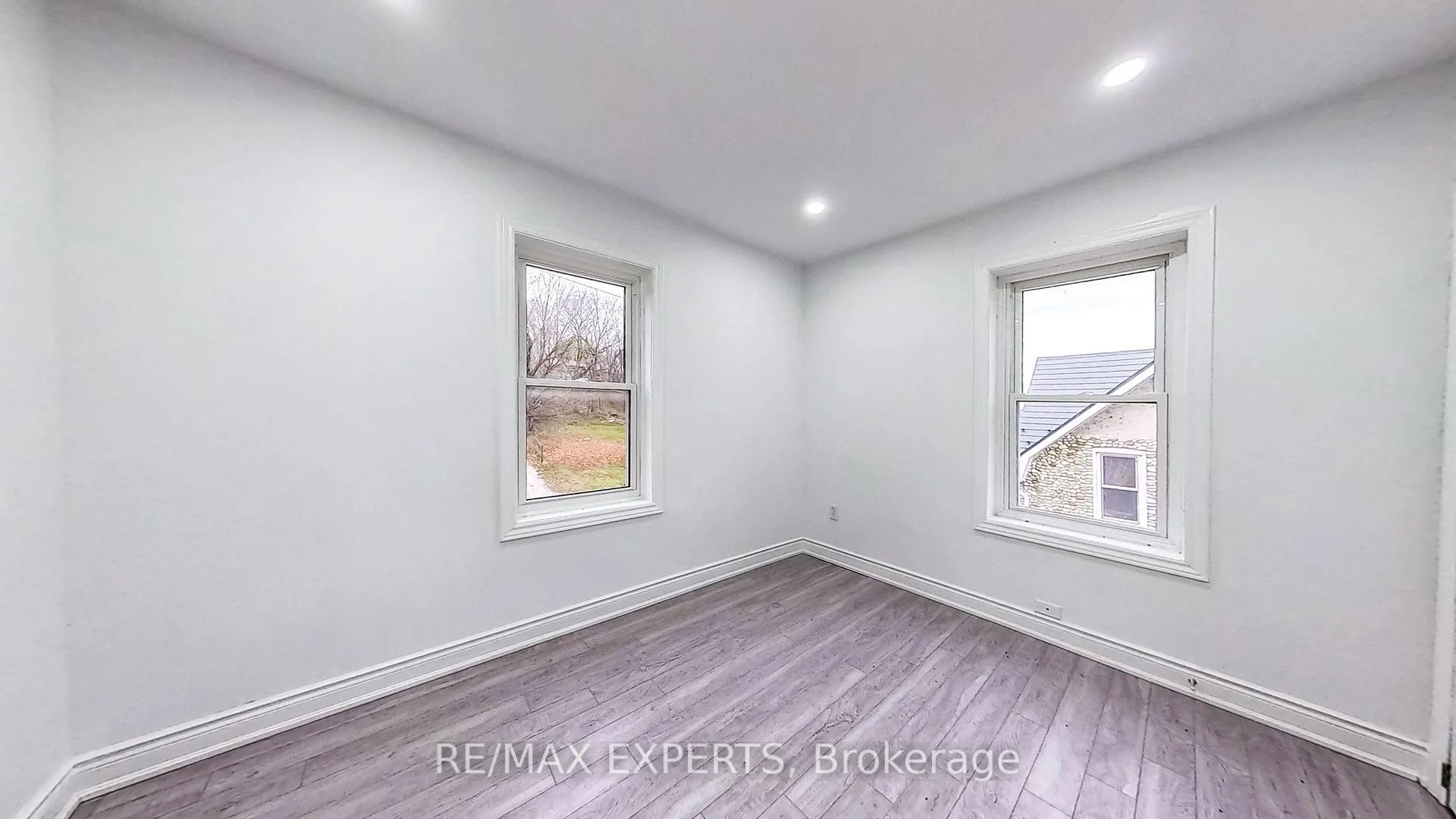 Photo 32 of 509 Nottingham Street, Tay, Port McNicoll — HOMEH