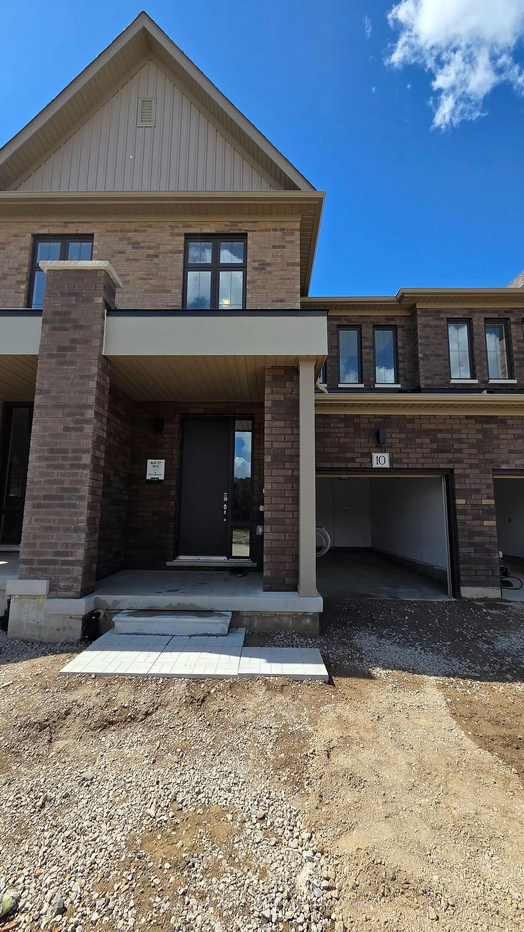Front of 10 poett Avenue