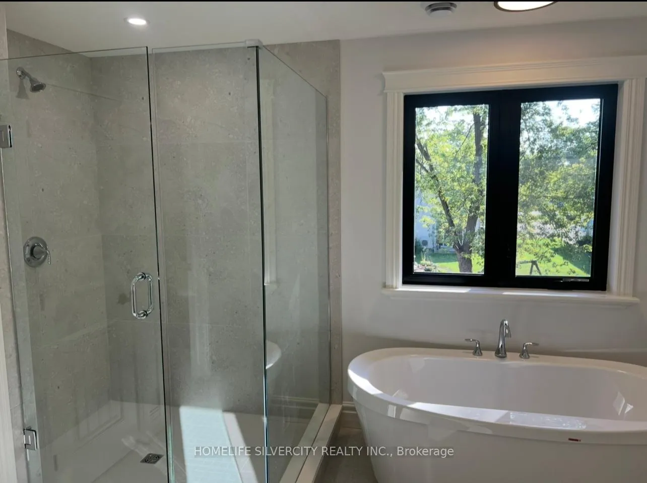Photo 16 of 359 Marla Crescent, Lakeshore — HOMEH