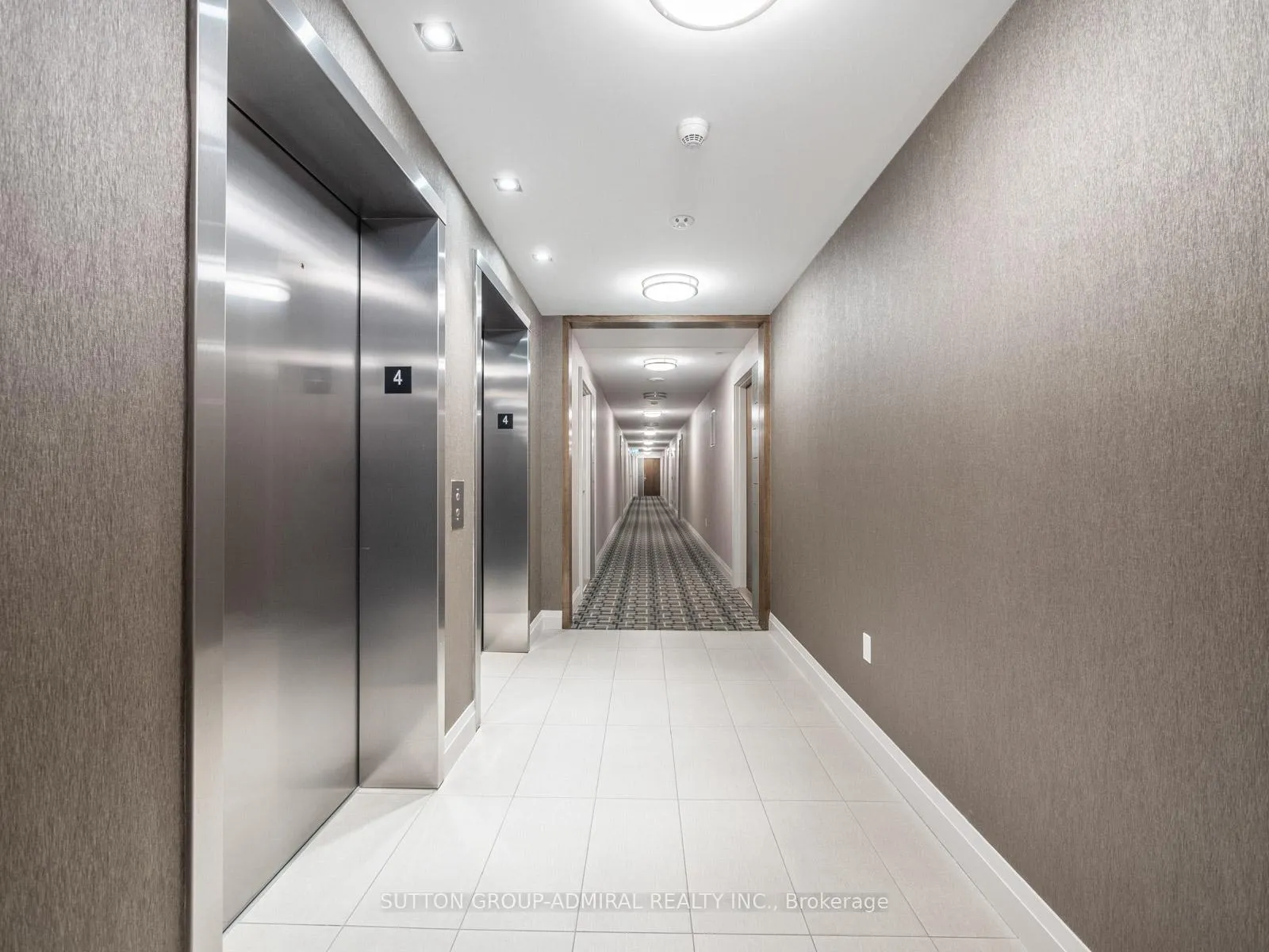 Photo 4 of Unit 419, 99 Eagle Rock Way, Vaughan, Rural Vaughan — HOMEH