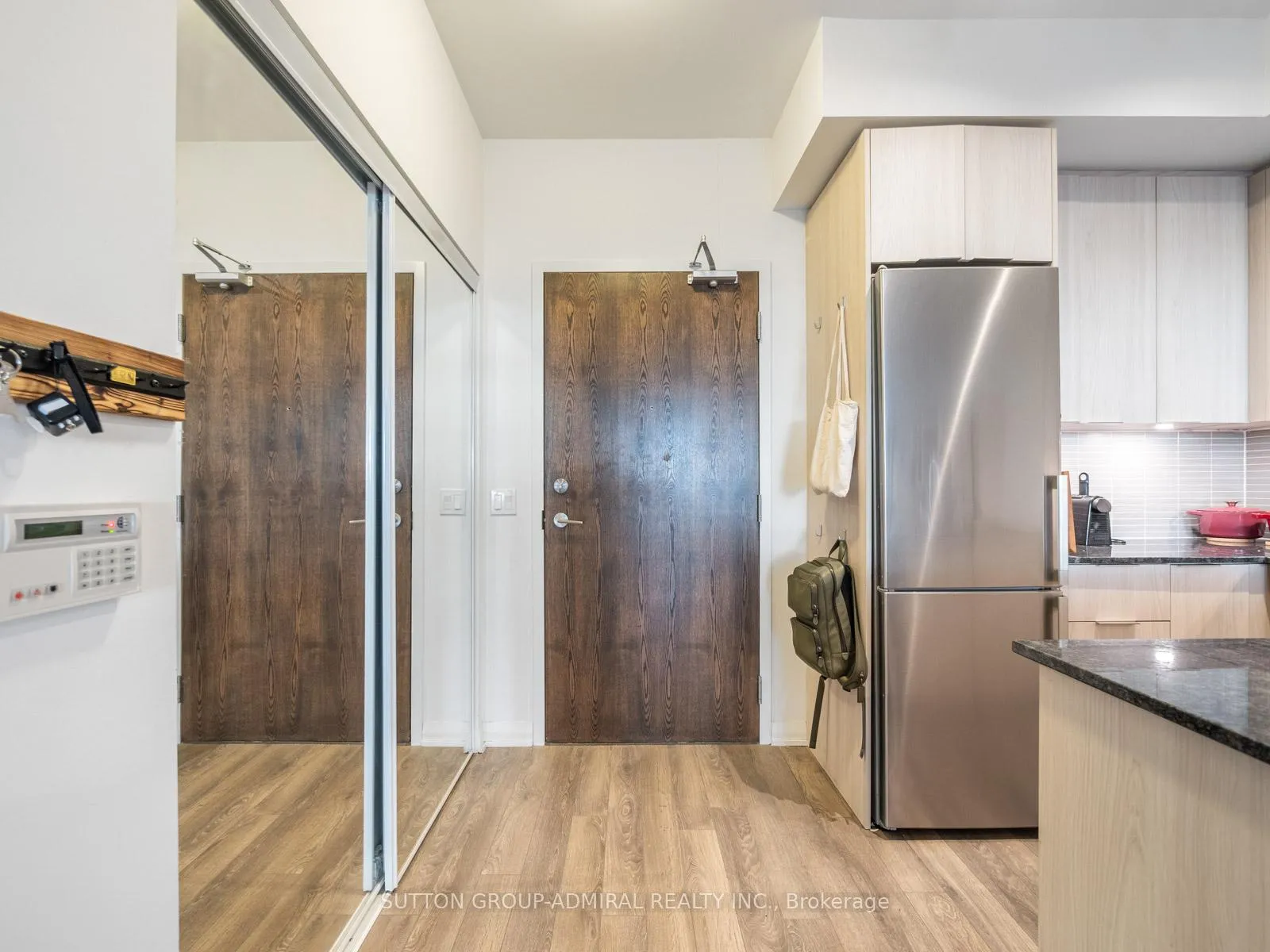 Photo 6 of Unit 419, 99 Eagle Rock Way, Vaughan, Rural Vaughan — HOMEH