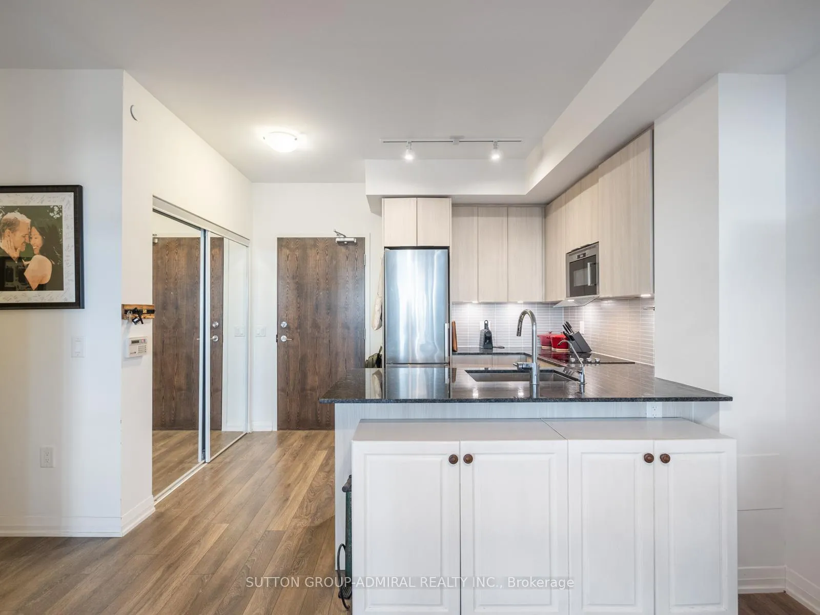 Photo 10 of Unit 419, 99 Eagle Rock Way, Vaughan, Rural Vaughan — HOMEH