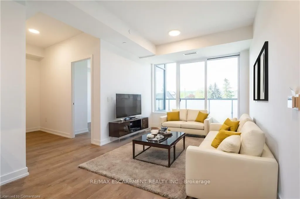 Front of Unit 301, 415 Main Street W