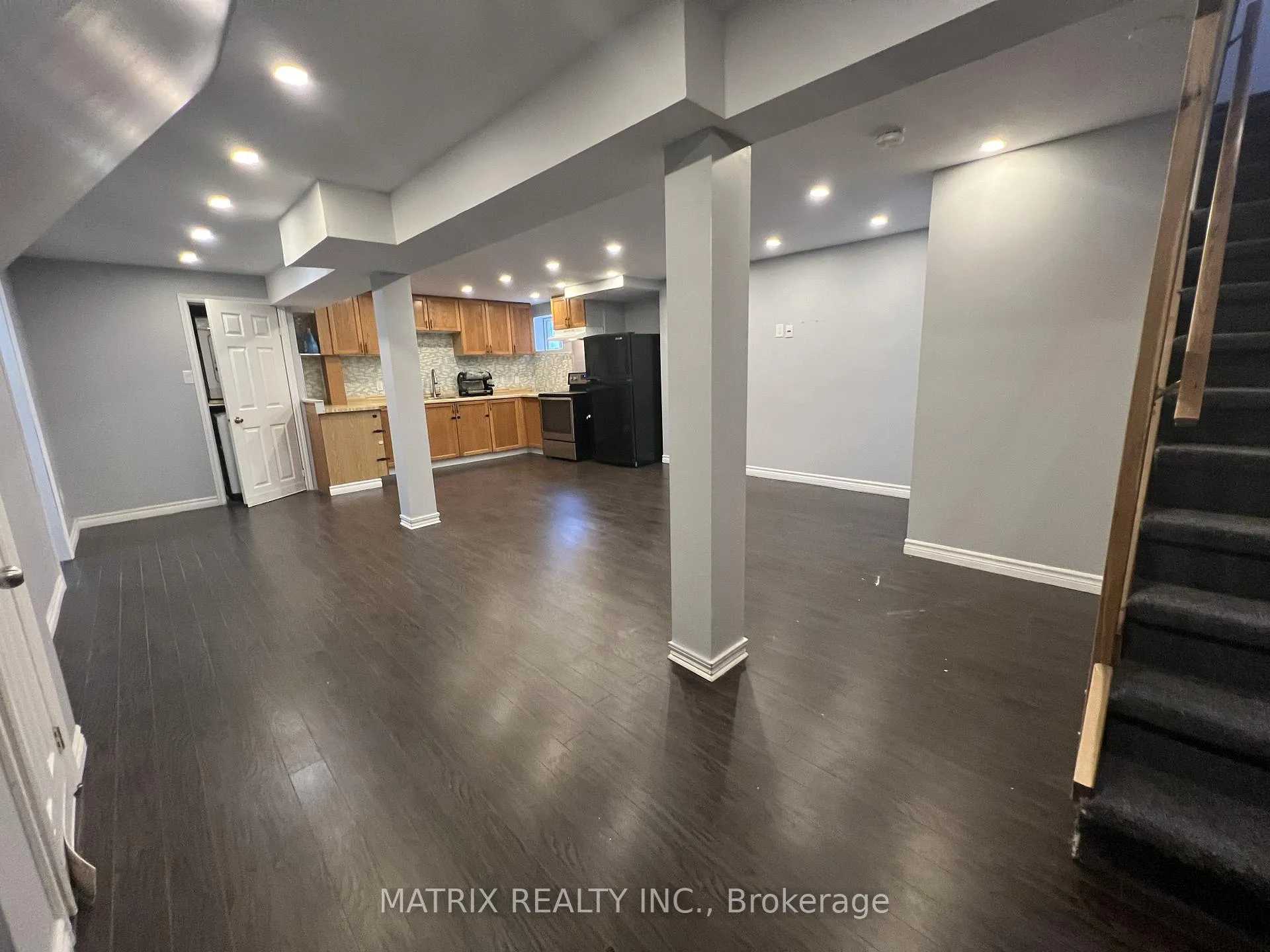 Photo 3 of 1674 Major Oaks Road, Pickering, Brock Ridge — HOMEH