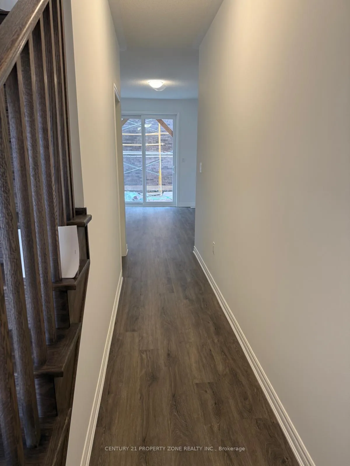 Photo 11 of 29 Yellow Rail Crescent, Brampton, Northwest Brampton — HOMEH