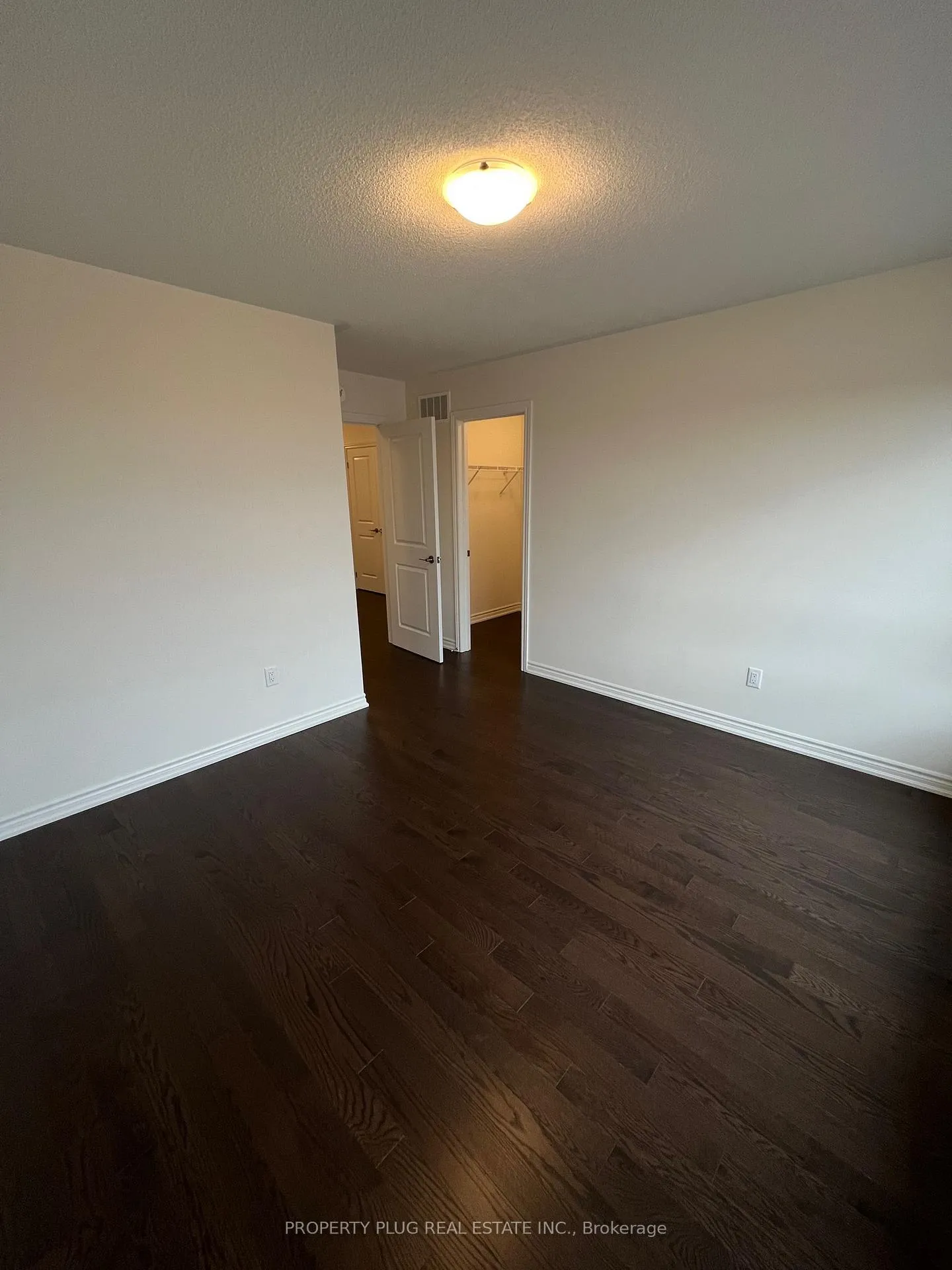 Photo 23 of 13 Pheonix Boulevard, Barrie, Rural Barrie Southeast — HOMEH