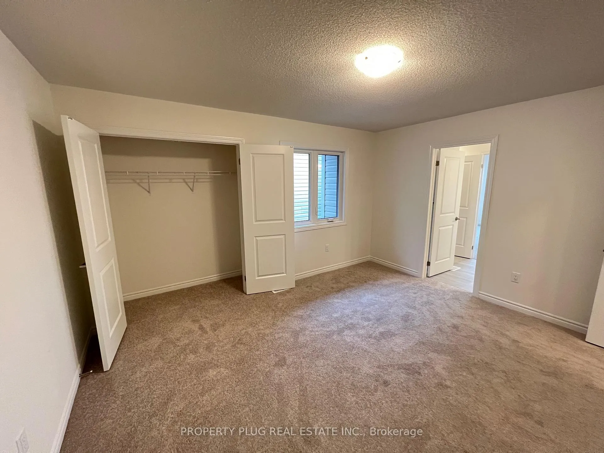 Photo 33 of 13 Pheonix Boulevard, Barrie, Rural Barrie Southeast — HOMEH
