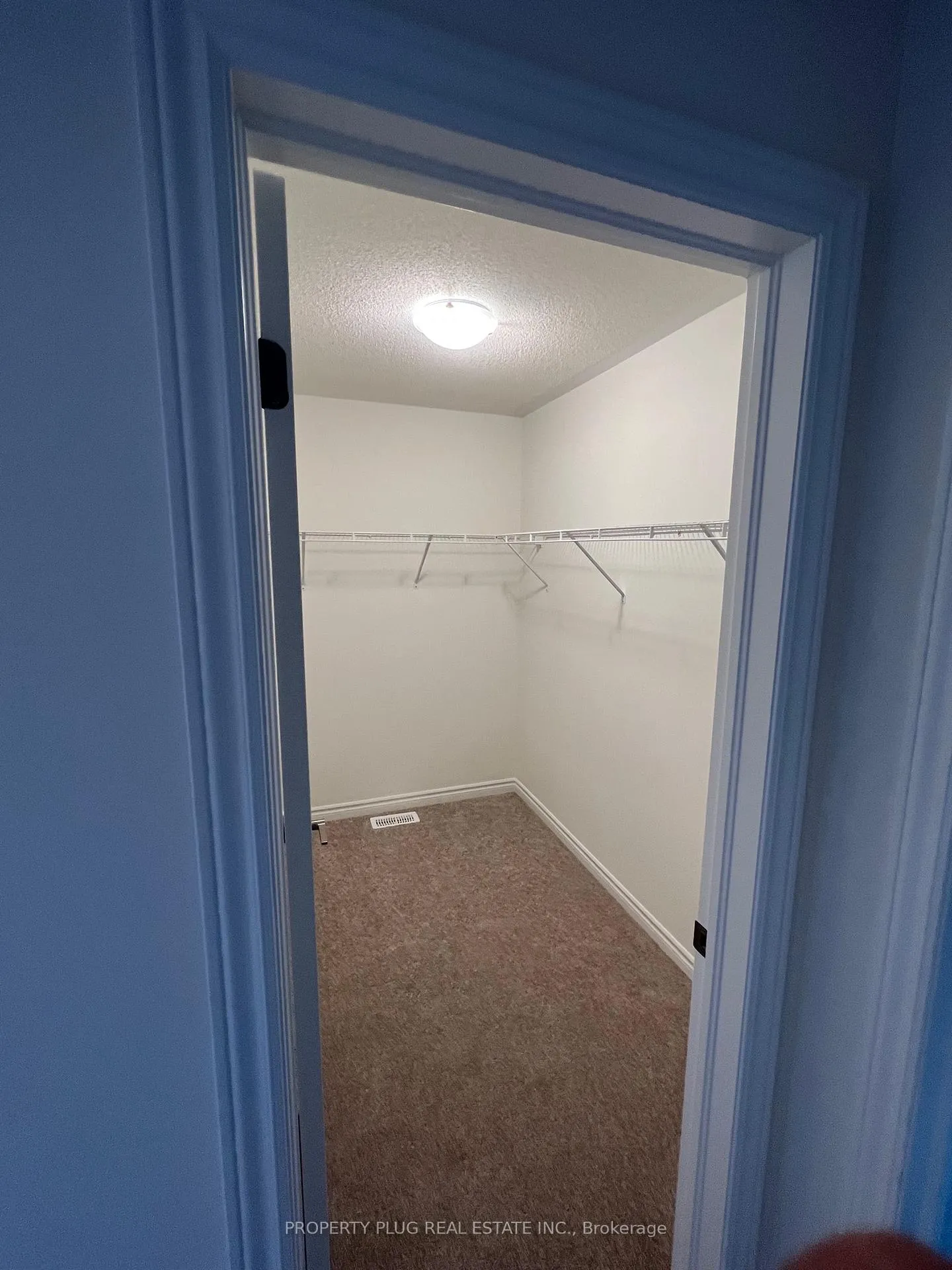 Photo 37 of 13 Pheonix Boulevard, Barrie, Rural Barrie Southeast — HOMEH