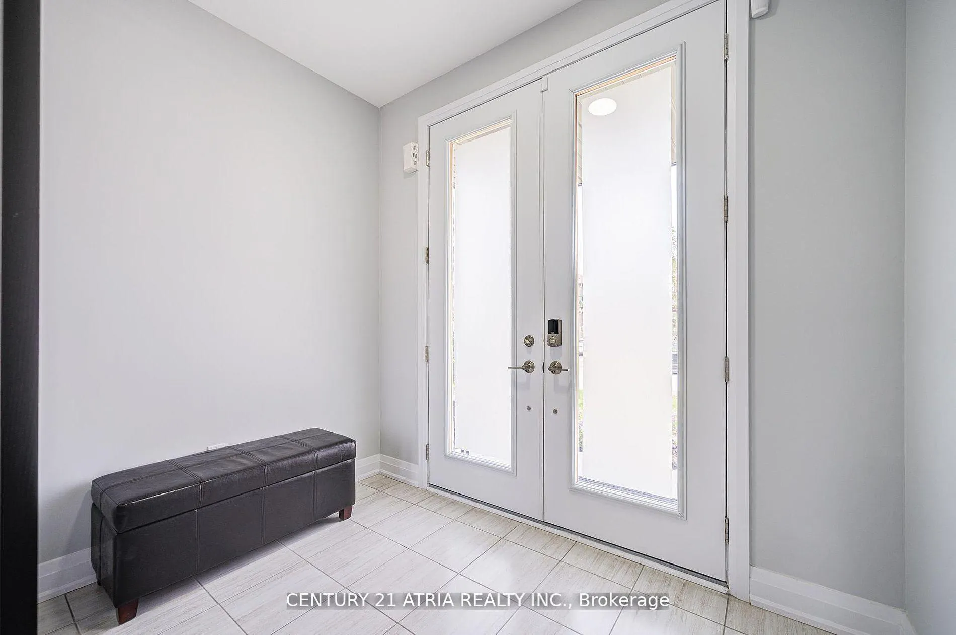 Photo 4 of 18 Sweet Cicely Street, Springwater, Midhurst — HOMEH
