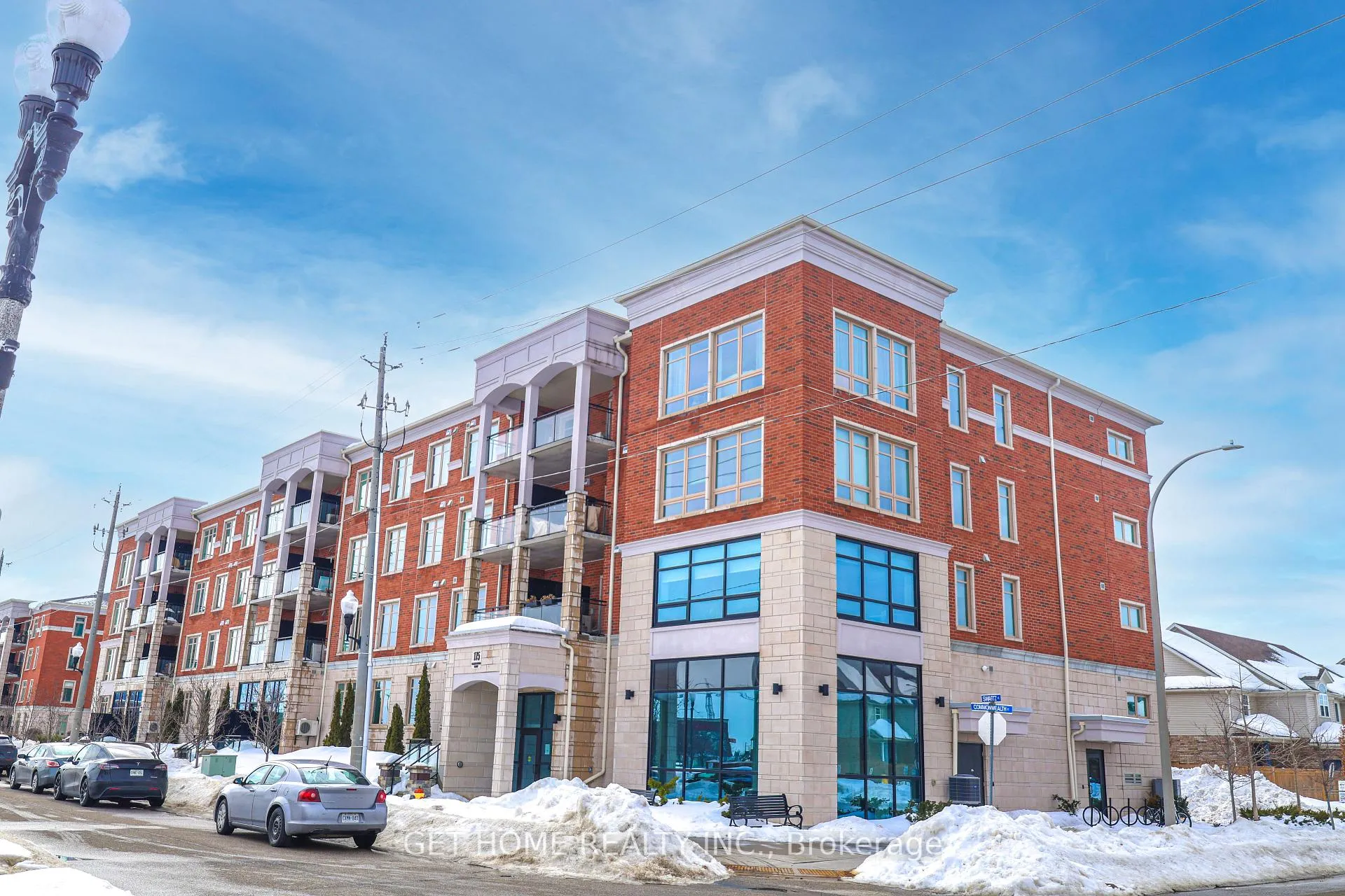 Photo 3 of Unit 205, 175 Commonwealth Street, Kitchener, Larentian West — HOMEH