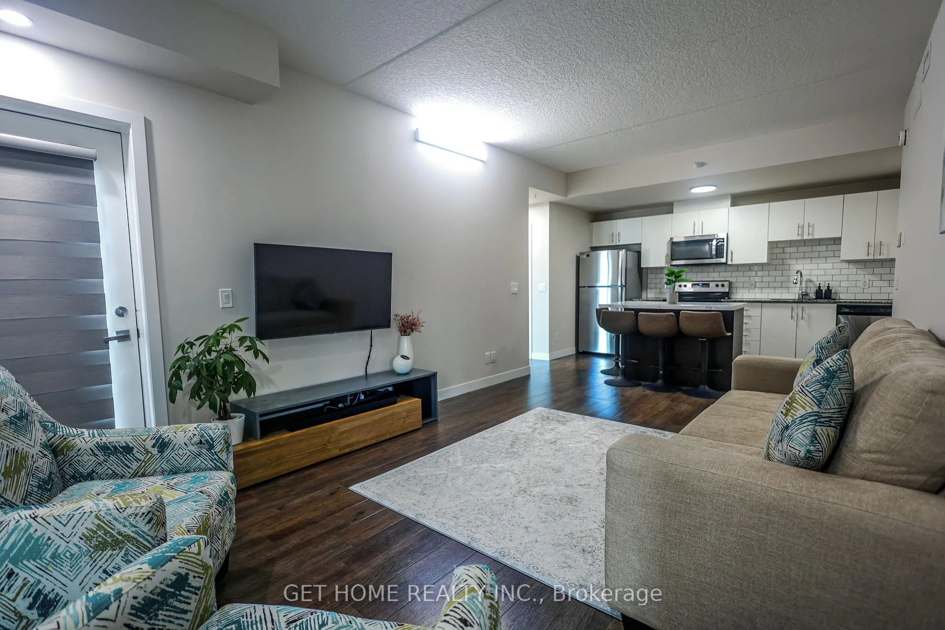 Photo 6 of Unit 205, 175 Commonwealth Street, Kitchener, Larentian West — HOMEH