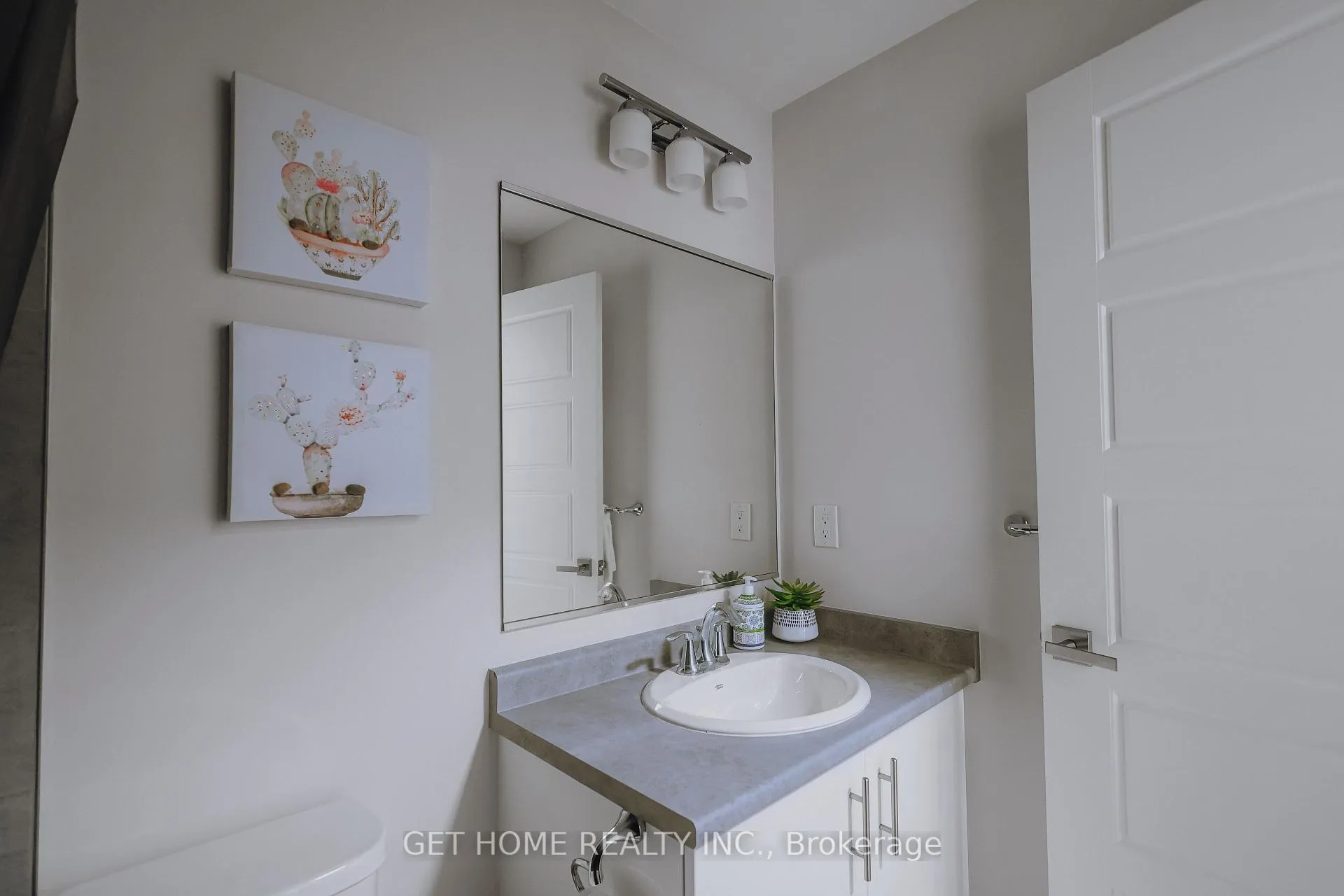Photo 15 of Unit 205, 175 Commonwealth Street, Kitchener, Larentian West — HOMEH