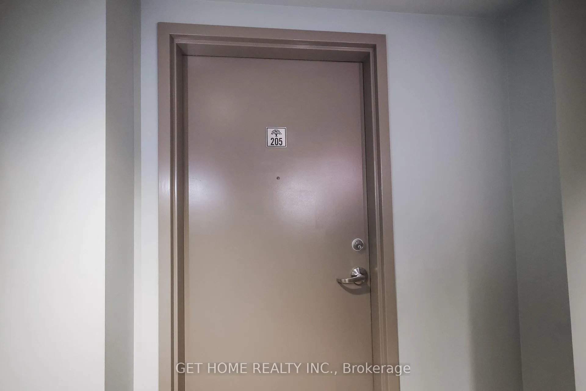 Photo 18 of Unit 205, 175 Commonwealth Street, Kitchener, Larentian West — HOMEH
