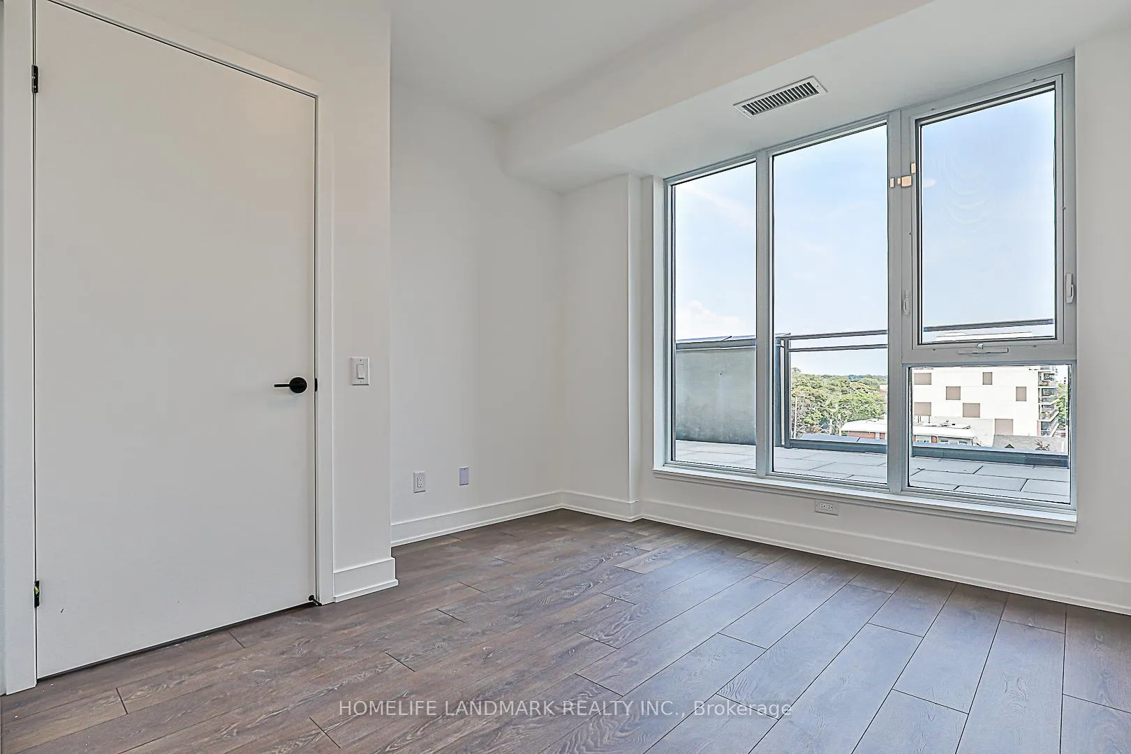 Photo 10 of Unit 605, 1285 Queen Street E, Toronto, Greenwood-Coxwell — HOMEH