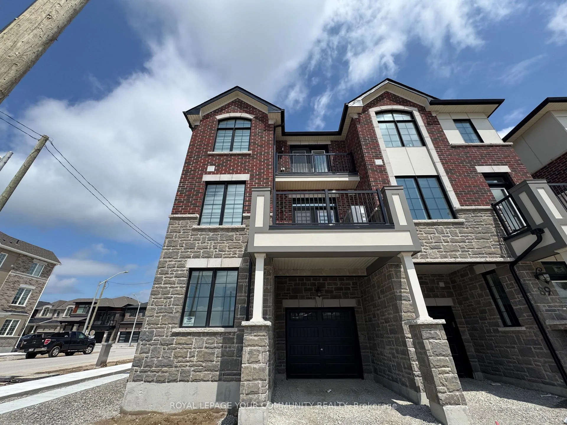 Front of 87 Pearen Lane