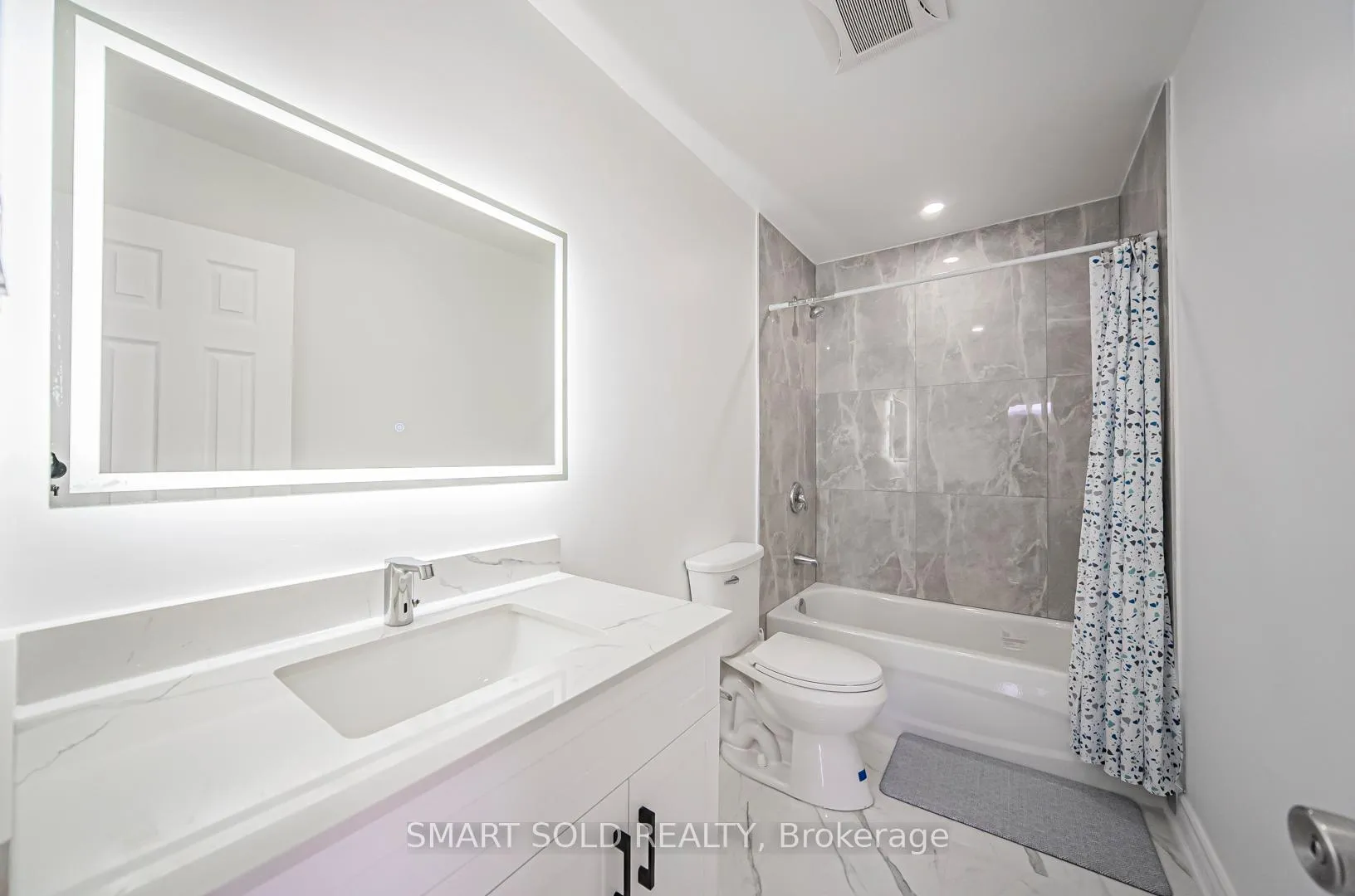 Photo 23 of 198 Silver Aspen Crescent, Kitchener, Forest Heights — HOMEH