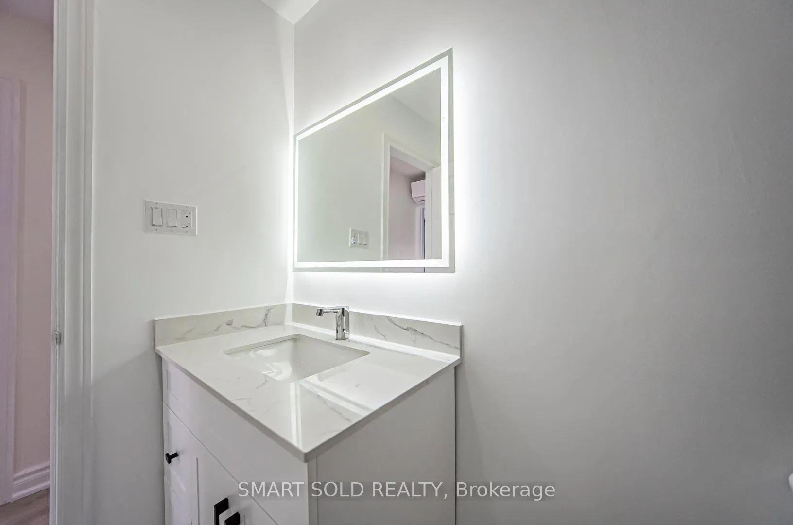 Photo 24 of 198 Silver Aspen Crescent, Kitchener, Forest Heights — HOMEH