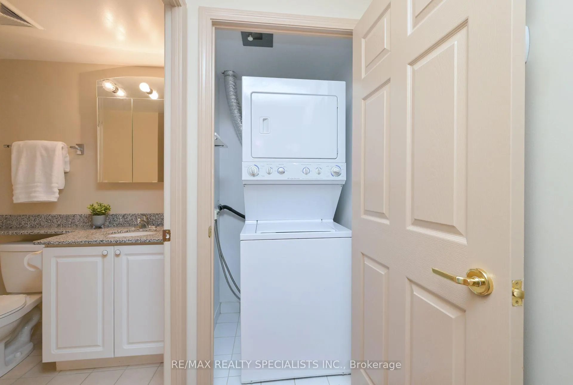 Photo 19 of Unit 311, 65 Via Rosedale, Brampton, Sandringham-Wellington — HOMEH