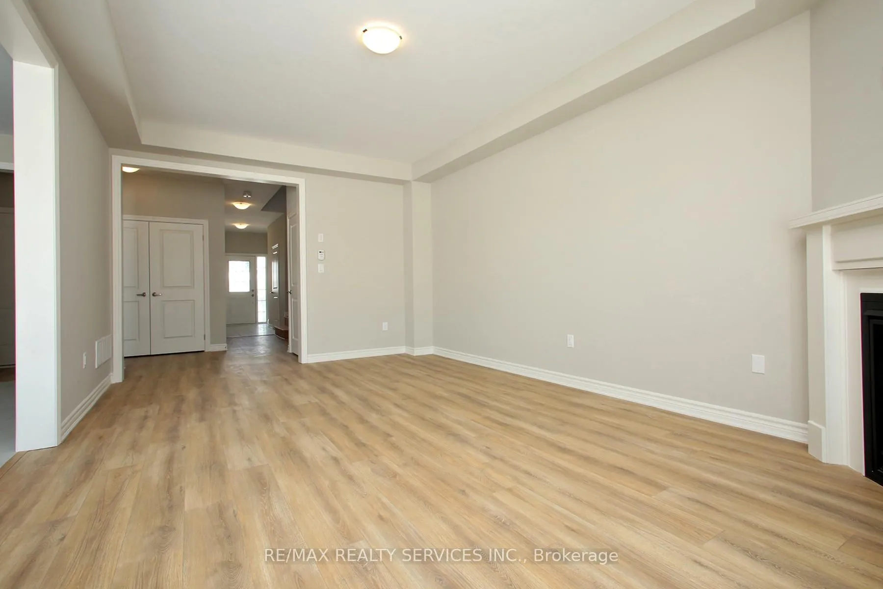 Photo 4 of 278 Springfield Crescent, Clearview, Stayner — HOMEH