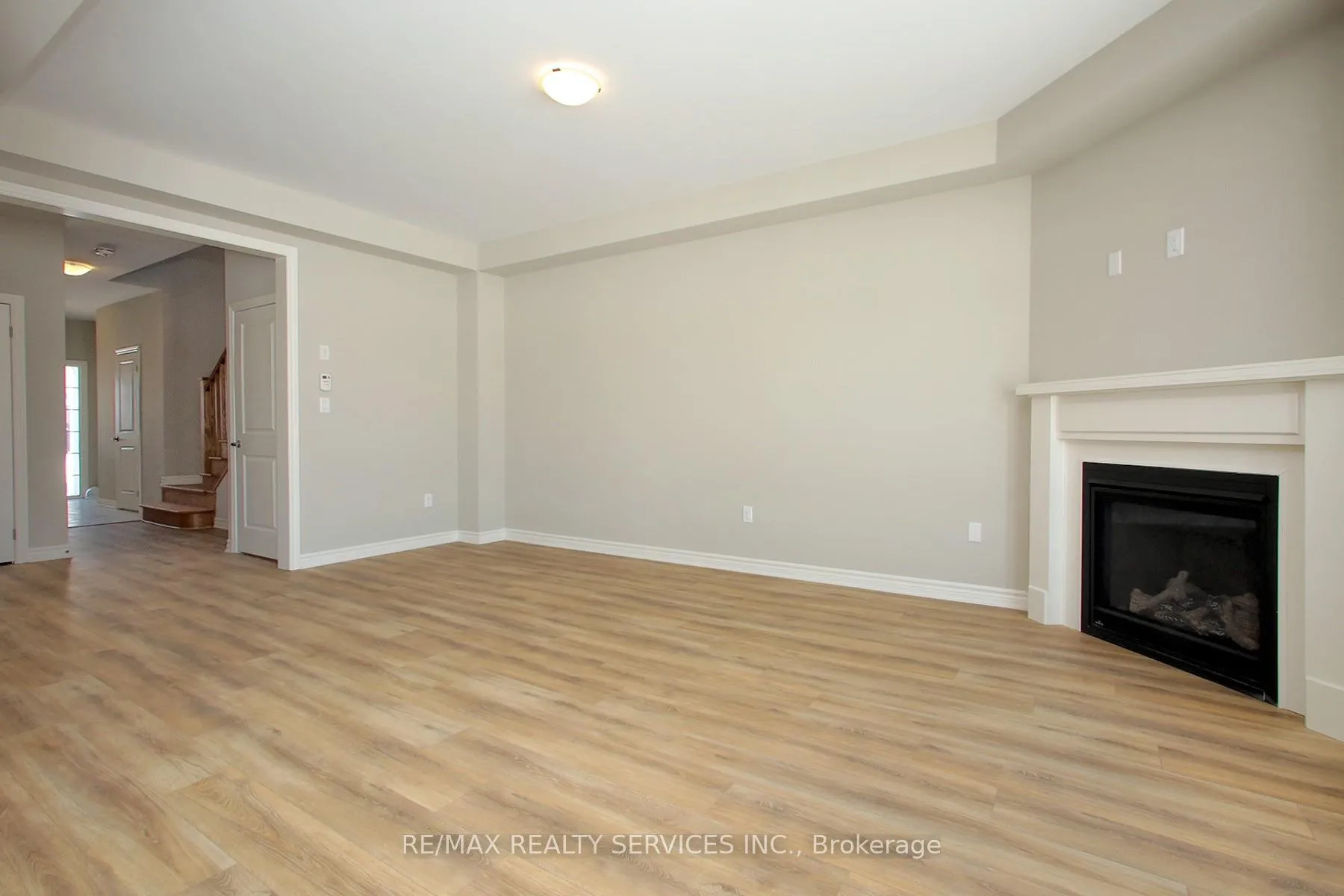Photo 5 of 278 Springfield Crescent, Clearview, Stayner — HOMEH