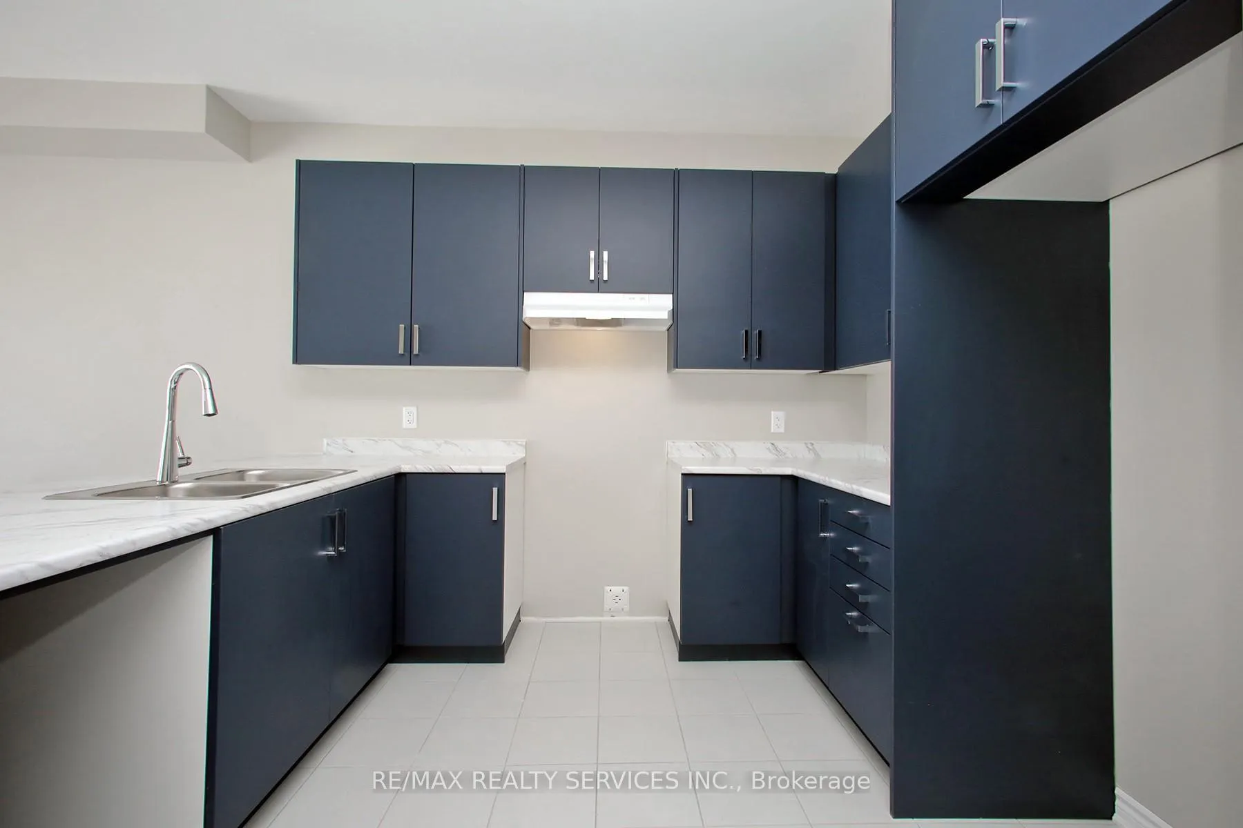 Photo 14 of 278 Springfield Crescent, Clearview, Stayner — HOMEH