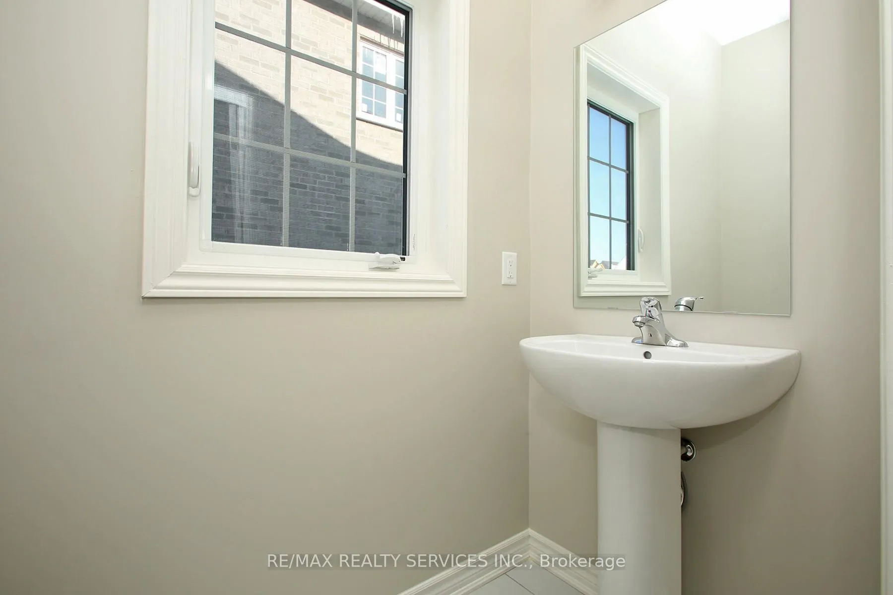 Photo 17 of 278 Springfield Crescent, Clearview, Stayner — HOMEH