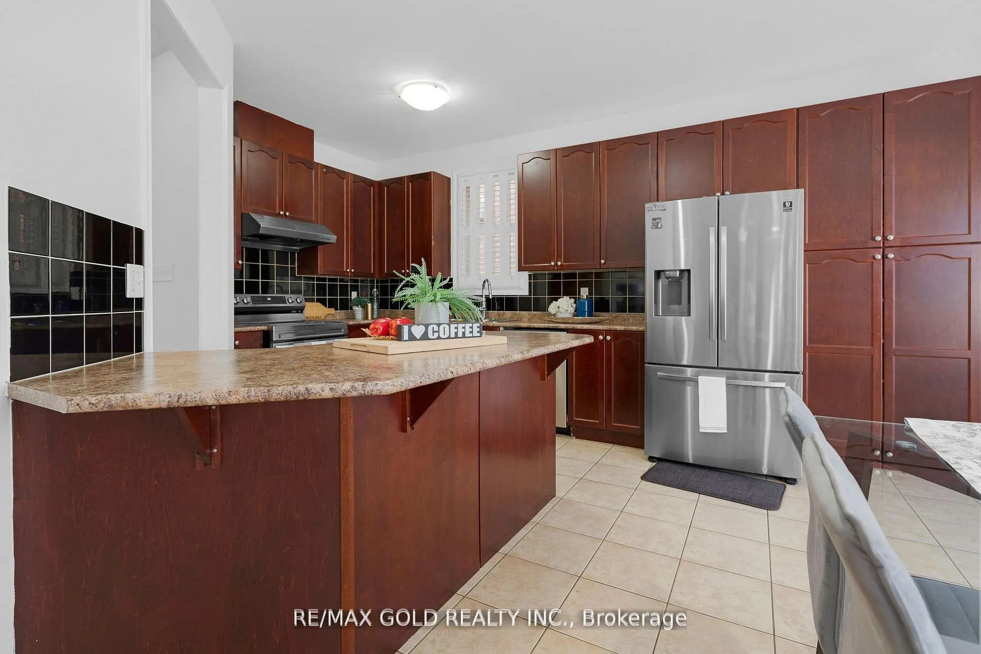 Photo 15 of 82 Amaranth Crescent, Brampton, Northwest Sandalwood Parkway — HOMEH