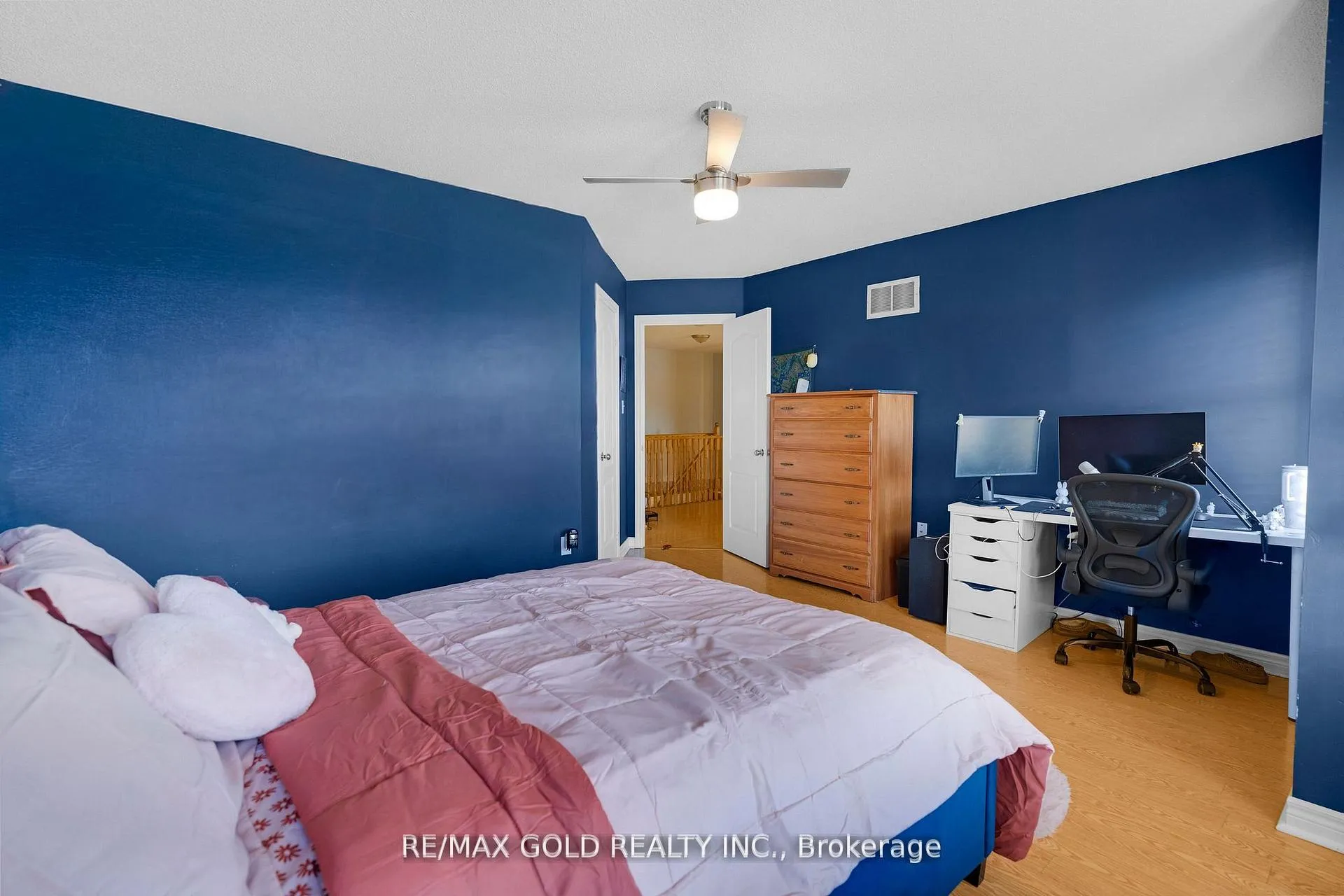 Photo 24 of 82 Amaranth Crescent, Brampton, Northwest Sandalwood Parkway — HOMEH