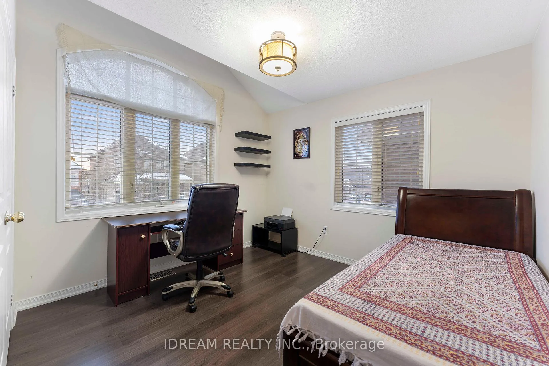 Photo 14 of 80 Fallmeadow Circle, Brampton, Credit Valley — HOMEH