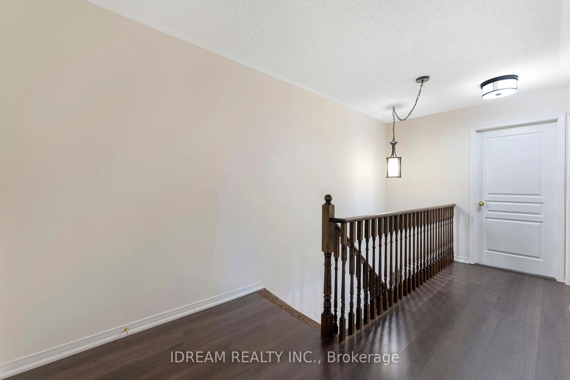 Photo 25 of 80 Fallmeadow Circle, Brampton, Credit Valley — HOMEH