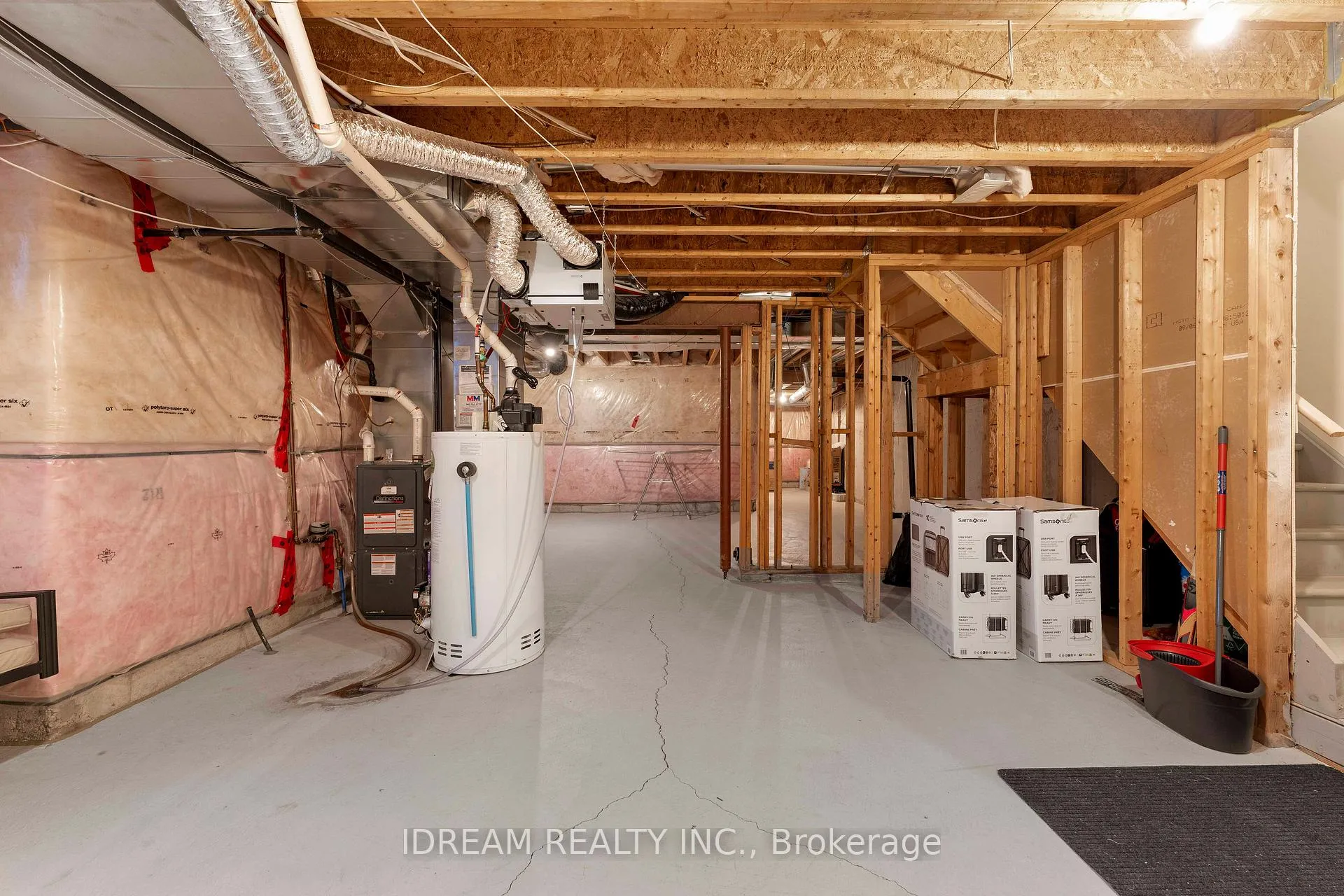Photo 26 of 80 Fallmeadow Circle, Brampton, Credit Valley — HOMEH