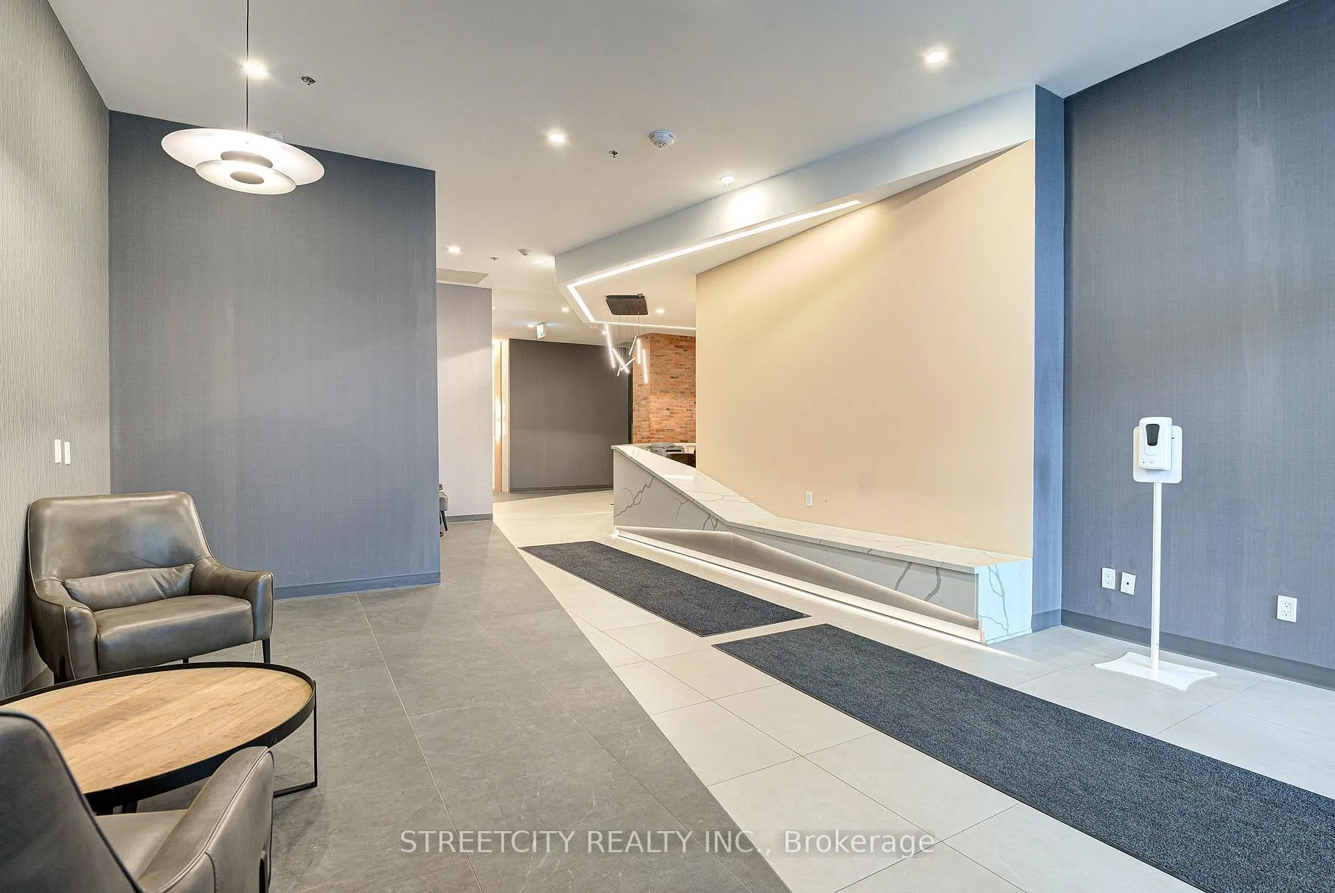 Photo 3 of Unit 1413, 60 Frederick Street N, Kitchener, City Commercial Core — HOMEH