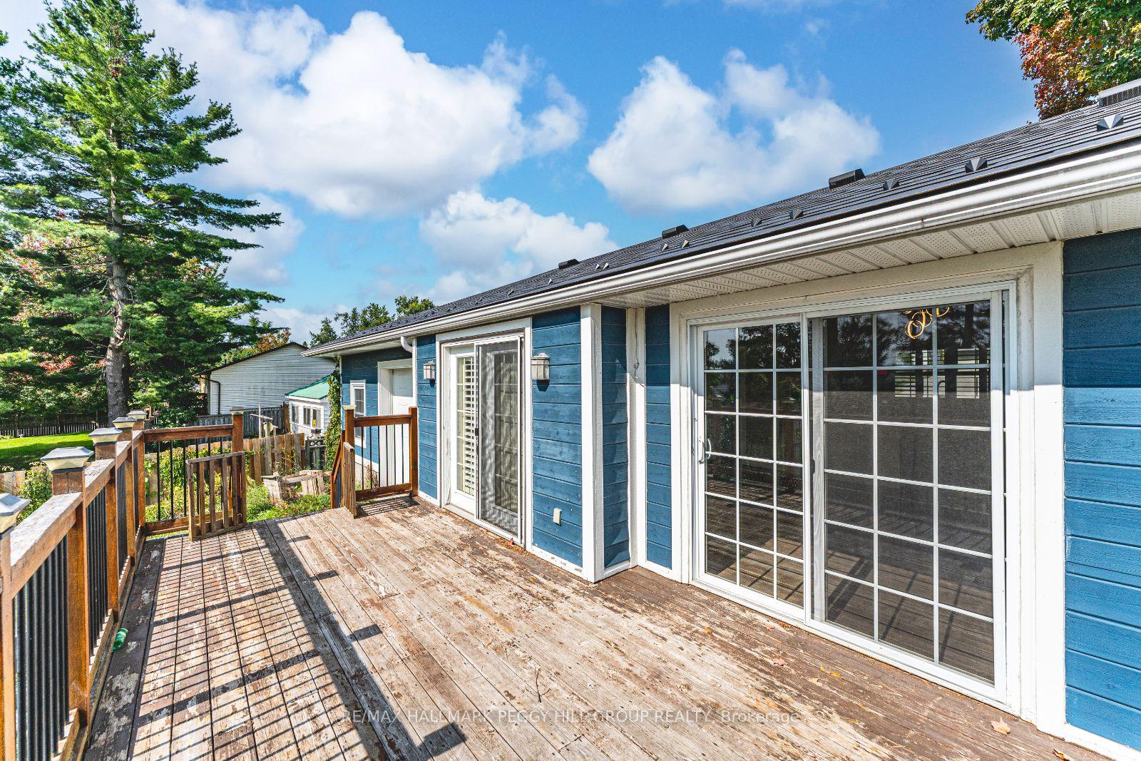 Photo 9 of Unit Upper, 385 Edgehill Drive, Barrie, Edgehill Drive — HOMEH