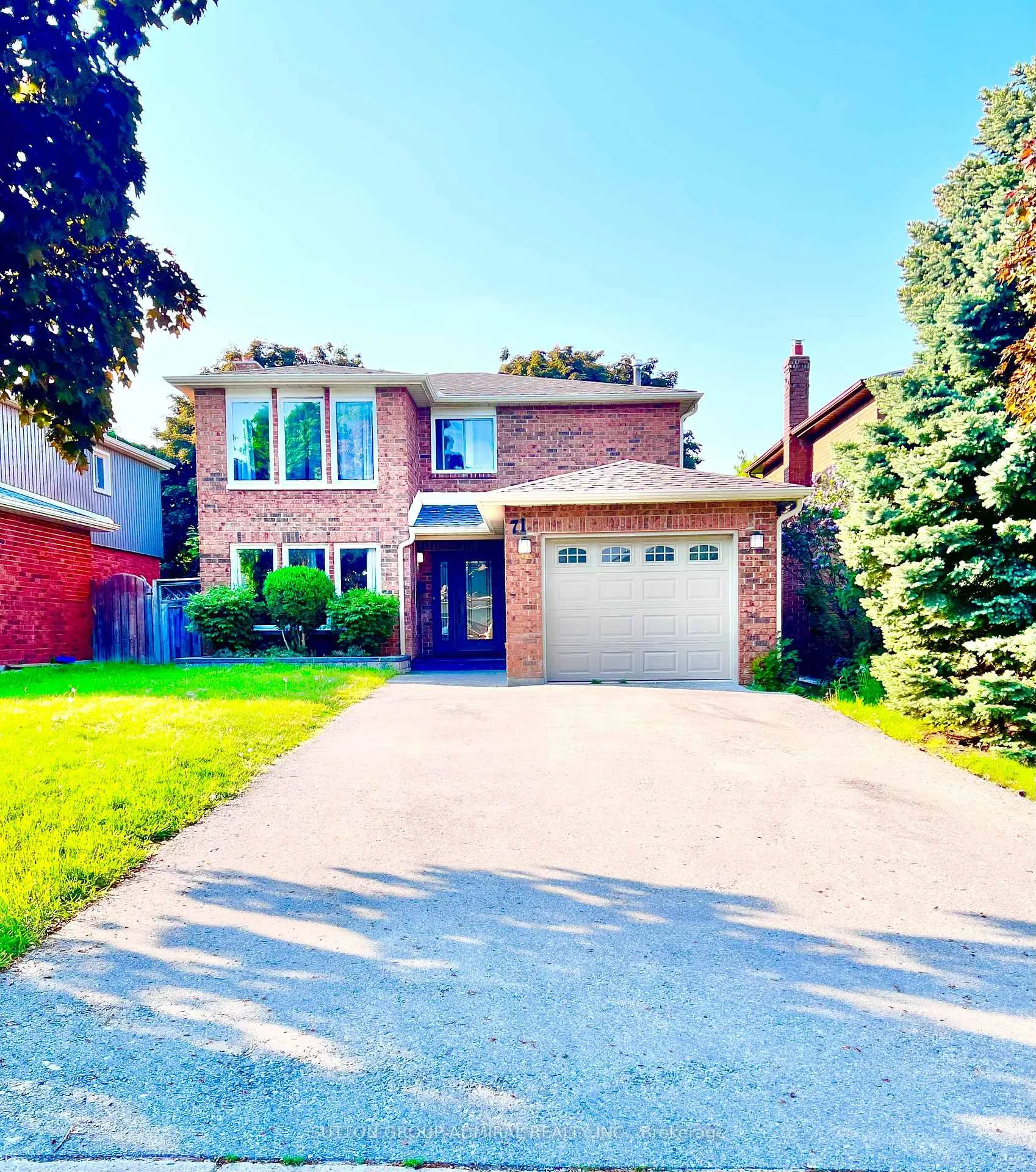 Front of 71 Trillium Crescent