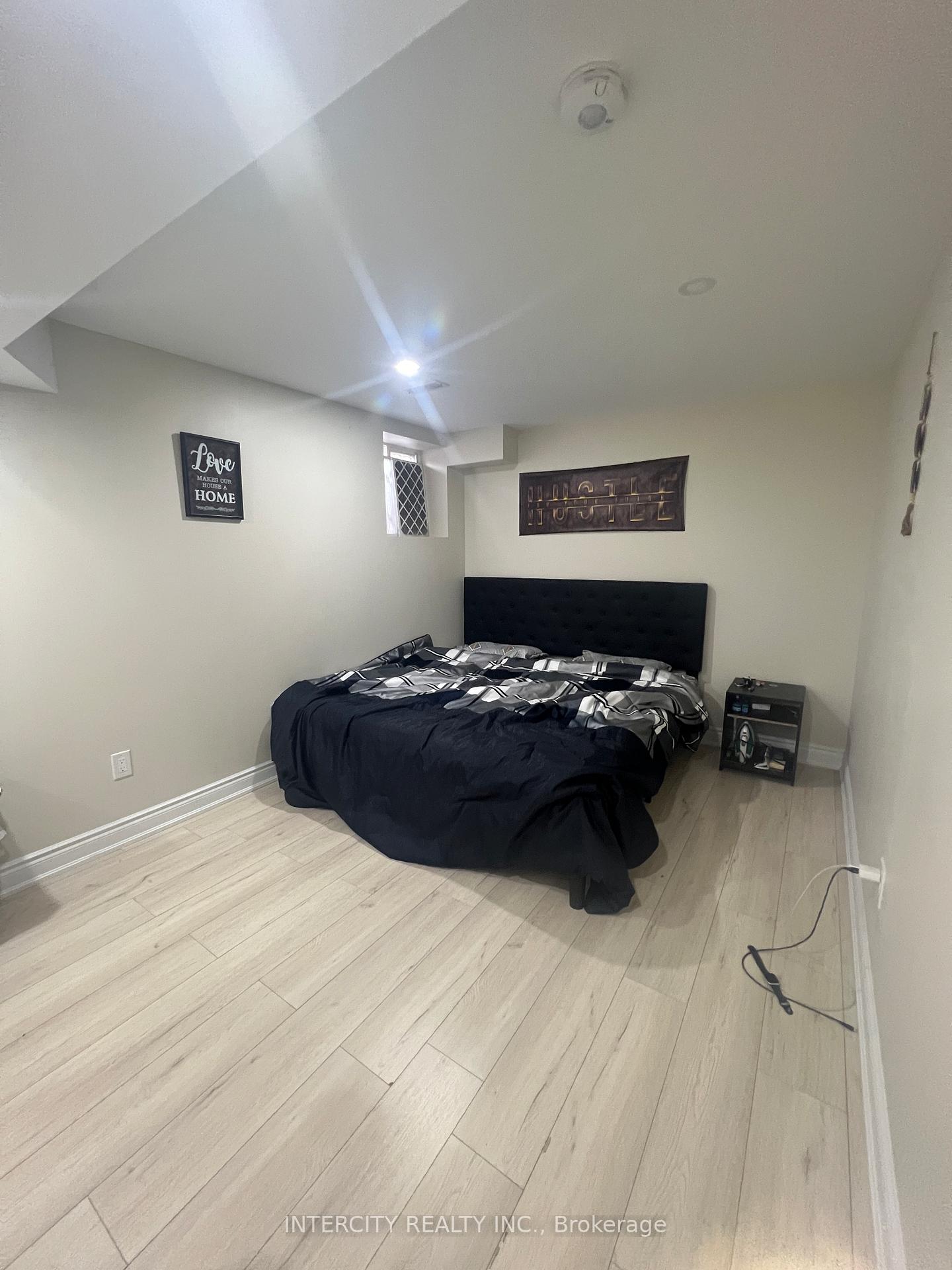 Photo 7 of 19 Eberly Woods Drive, Caledon, Rural Caledon — HOMEH