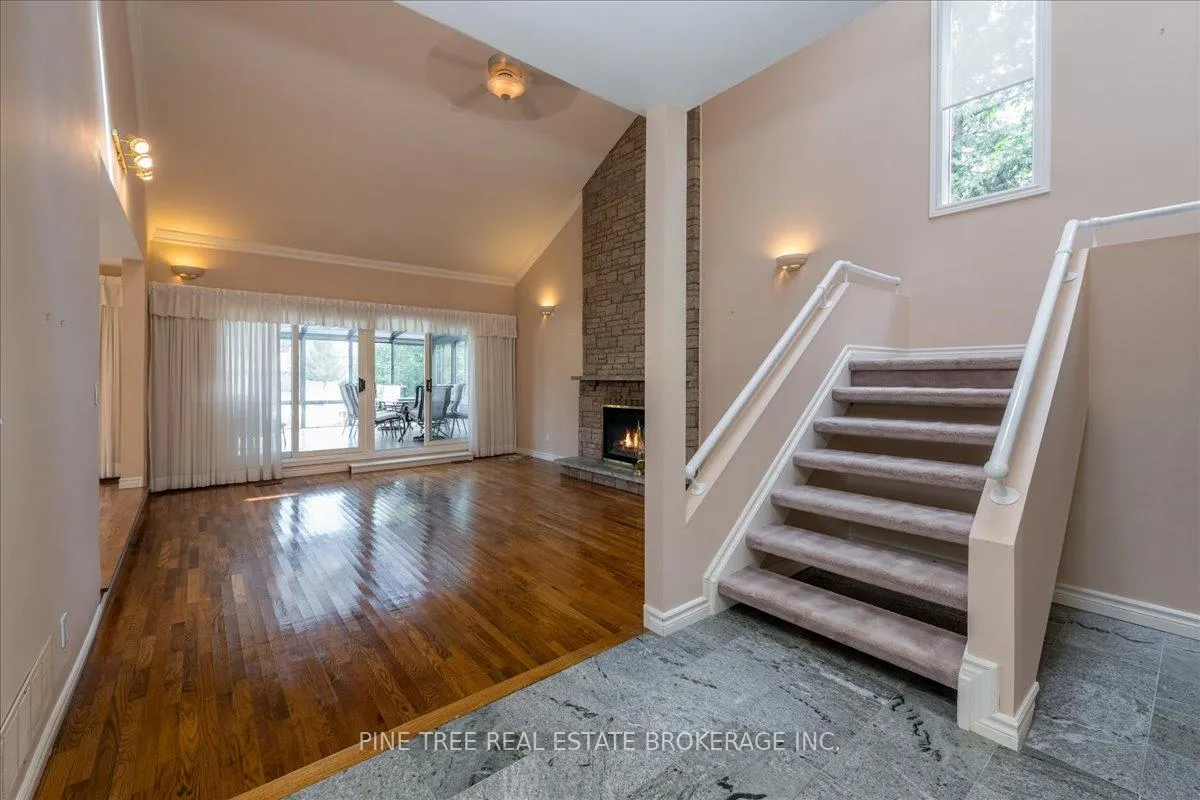 Photo 7 of 57 Lake Avenue, Ramara, Brechin — HOMEH