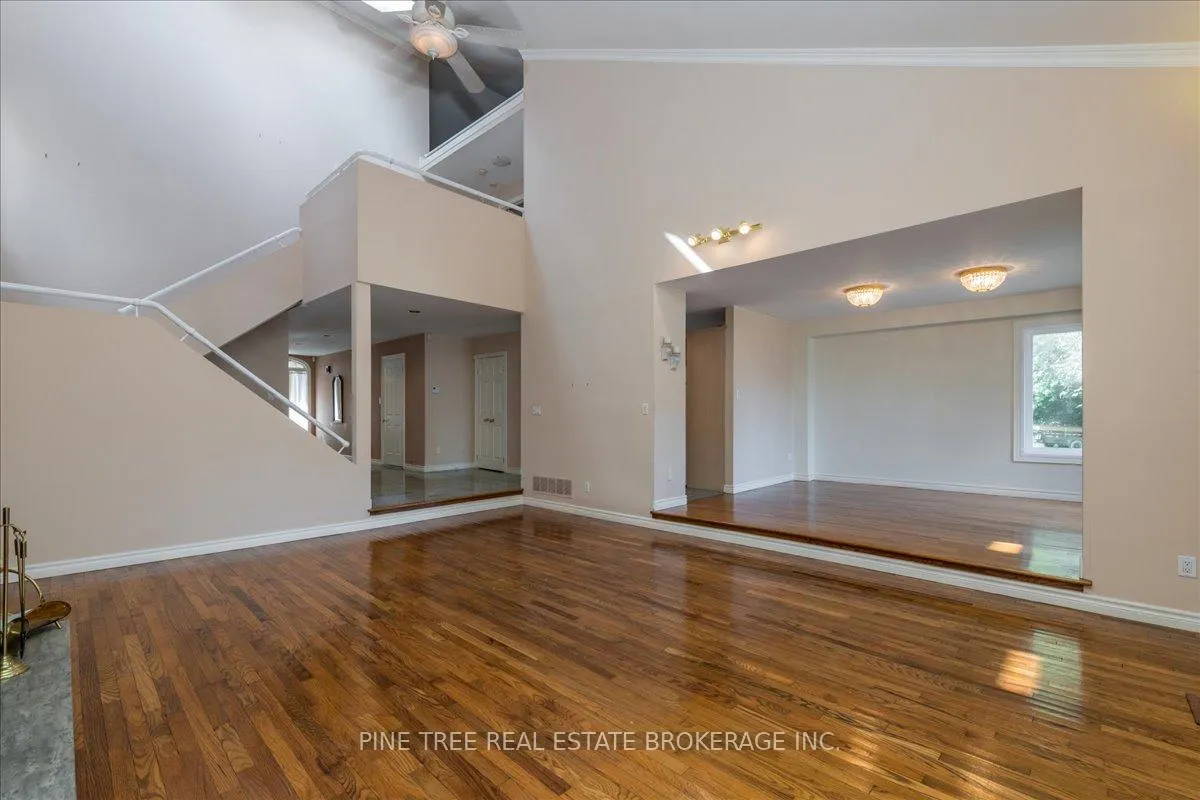 Photo 13 of 57 Lake Avenue, Ramara, Brechin — HOMEH