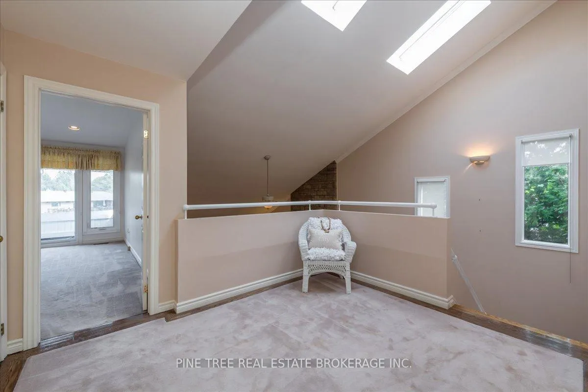 Photo 21 of 57 Lake Avenue, Ramara, Brechin — HOMEH