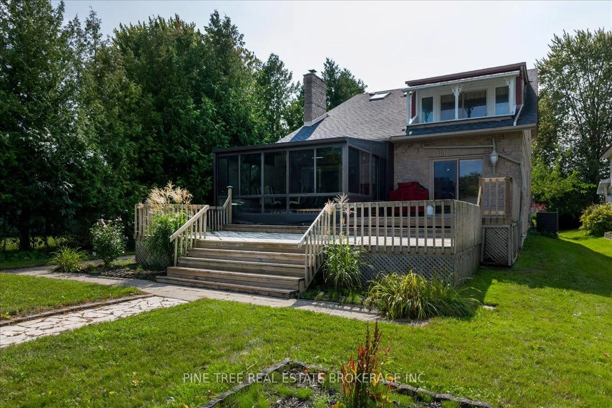 Photo 34 of 57 Lake Avenue, Ramara, Brechin — HOMEH