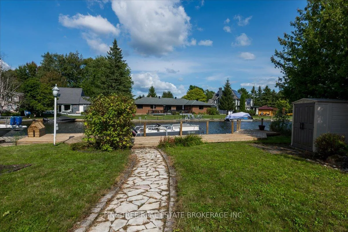 Photo 36 of 57 Lake Avenue, Ramara, Brechin — HOMEH