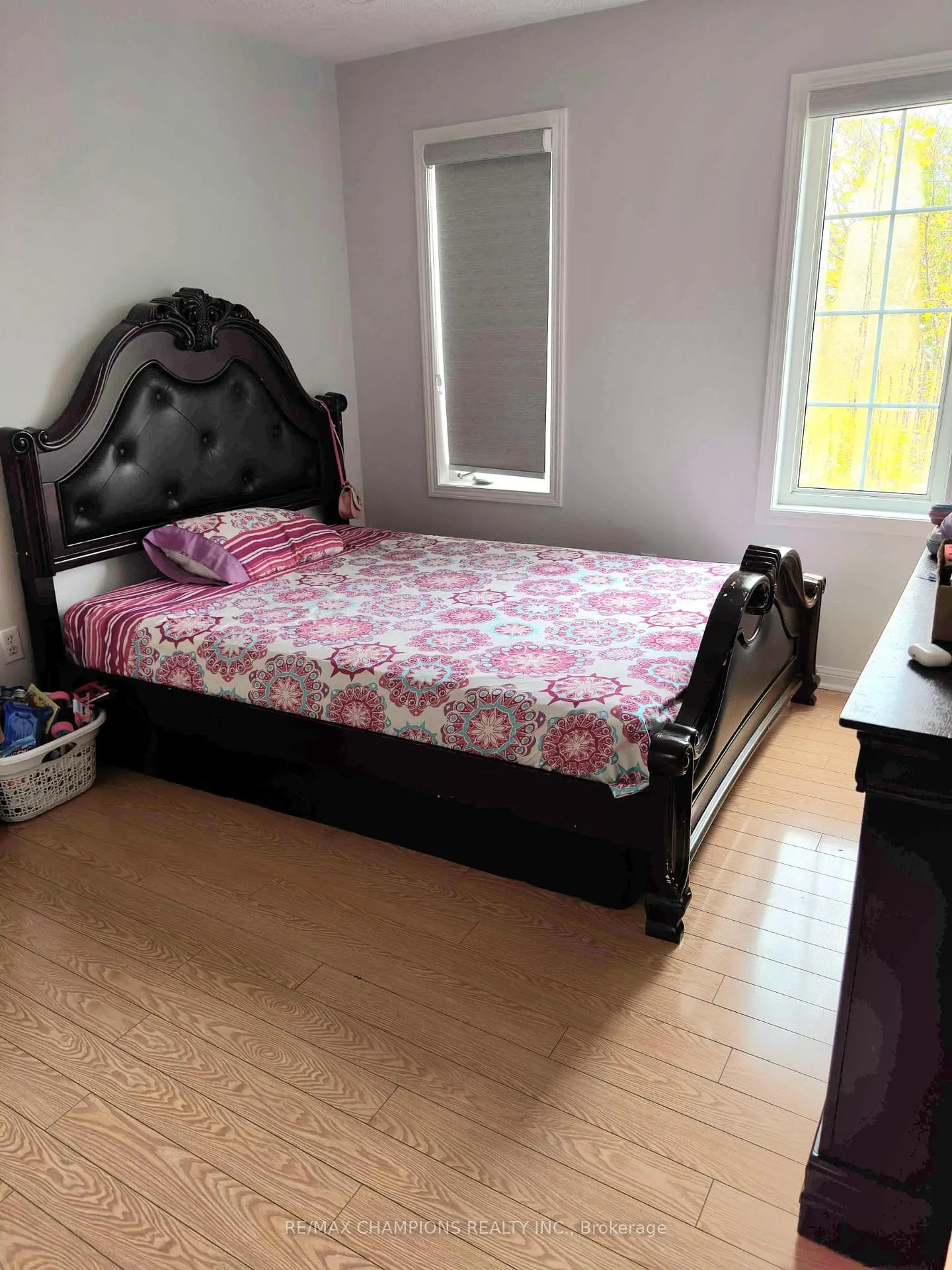 Photo 10 of 403 Brisdale Drive, Brampton, Fletcher's Meadow — HOMEH
