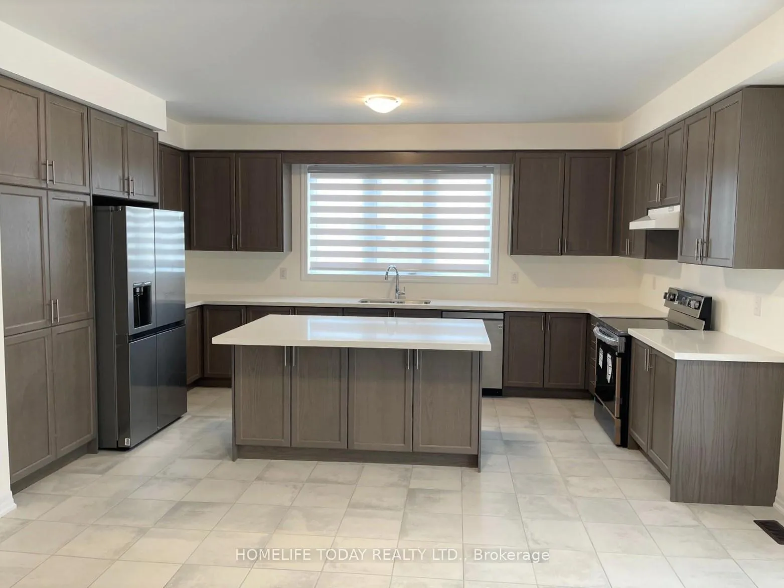 Photo 8 of 219 Warden Street, Clearview, Stayner — HOMEH