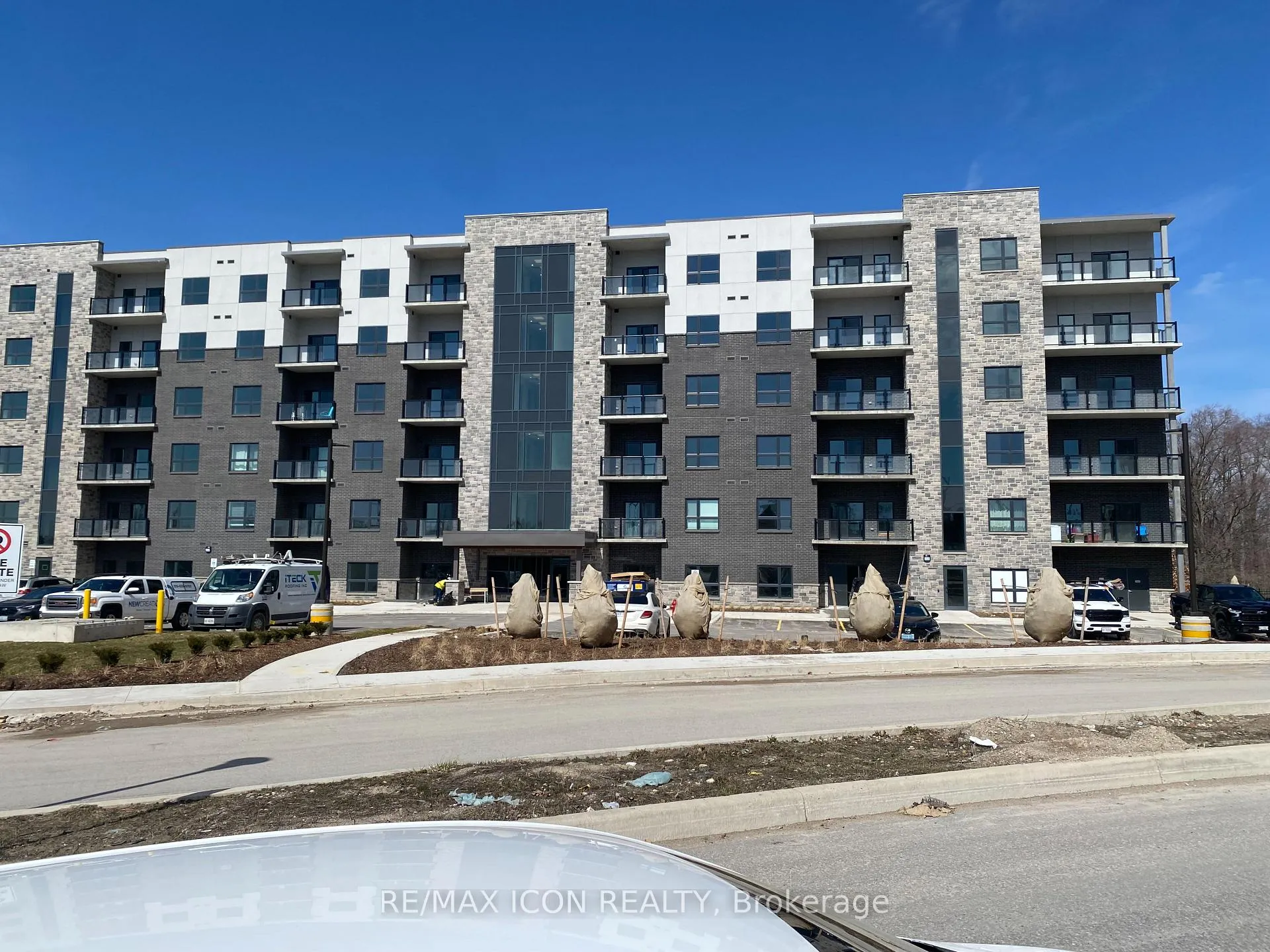 Photo 1 of Unit 310, 1000 Lackner Place E, Kitchener — HOMEH