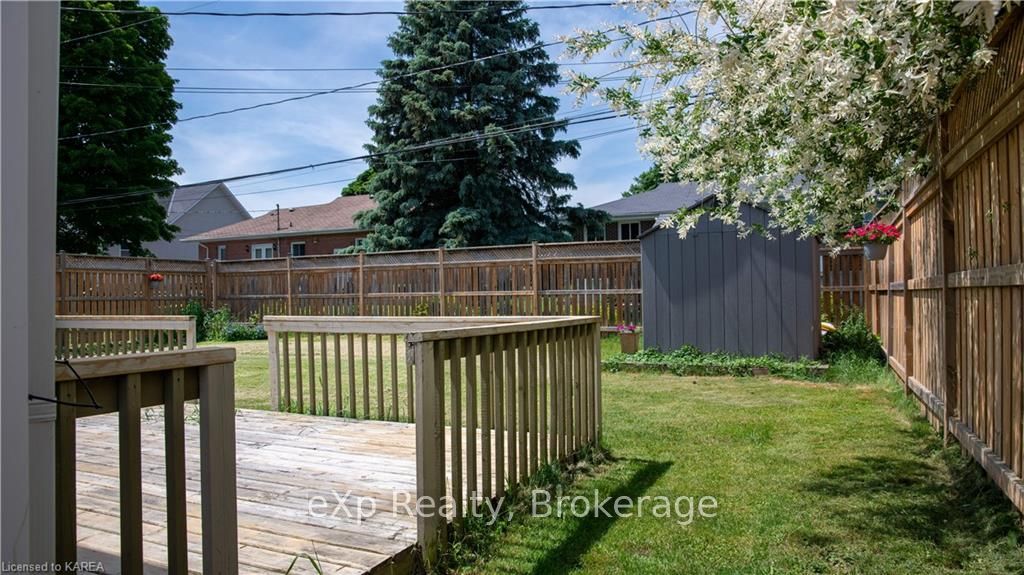 Photo 4 of 324 Arthur Street, Gananoque — HOMEH