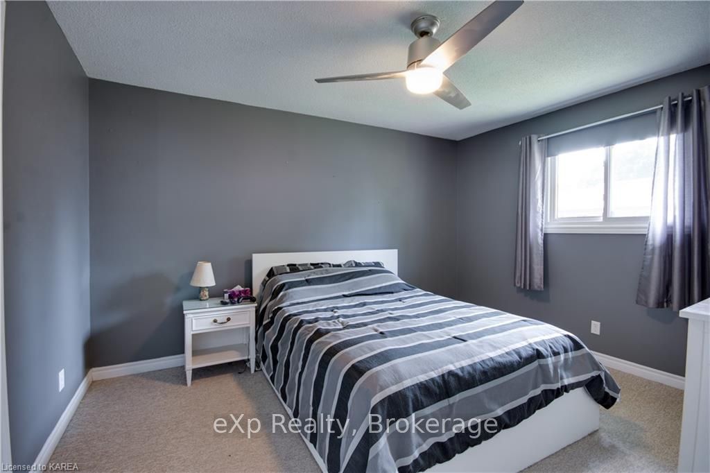 Photo 16 of 324 Arthur Street, Gananoque — HOMEH